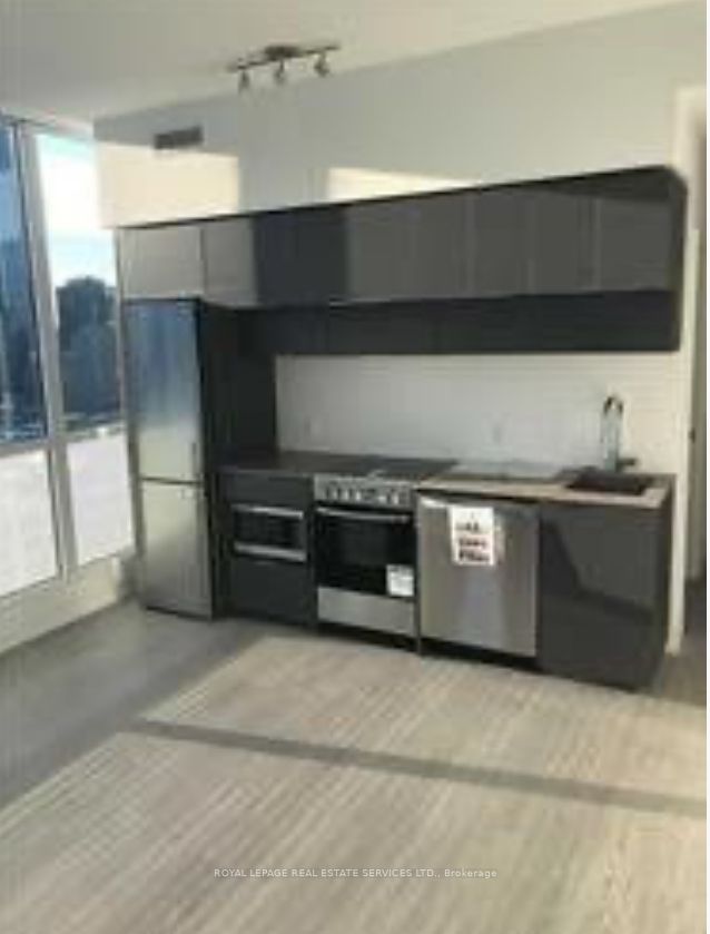 181 Dundas Street E 3010, Toronto, ON M5A 0N5 photo 3