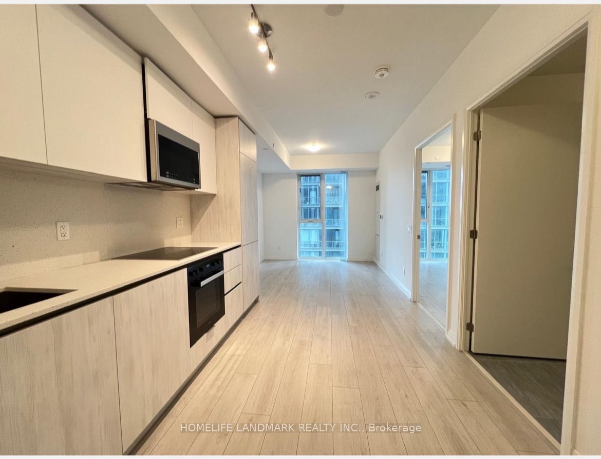 400 King Street W 2319, Toronto, ON M5V 0X8 photo 3