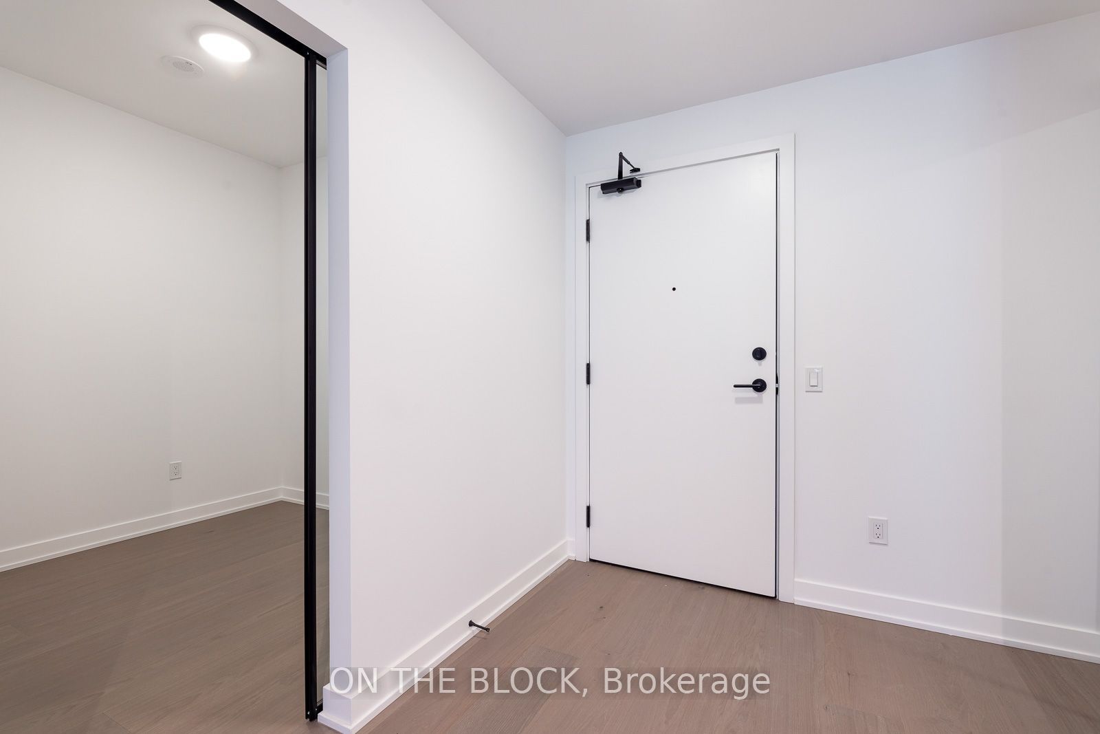 91 Montclair Avenue, Toronto, ON M5P 0A9 photo 4