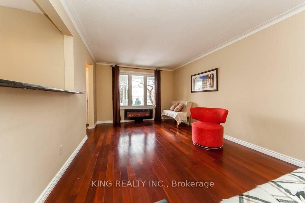 62 Camwood Crescent, Toronto, ON M3A 3L4 photo 4