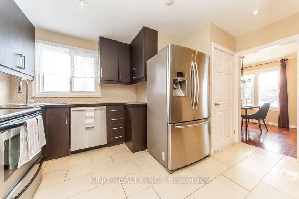 62 Camwood Crescent, Toronto, ON M3A 3L4 photo 5