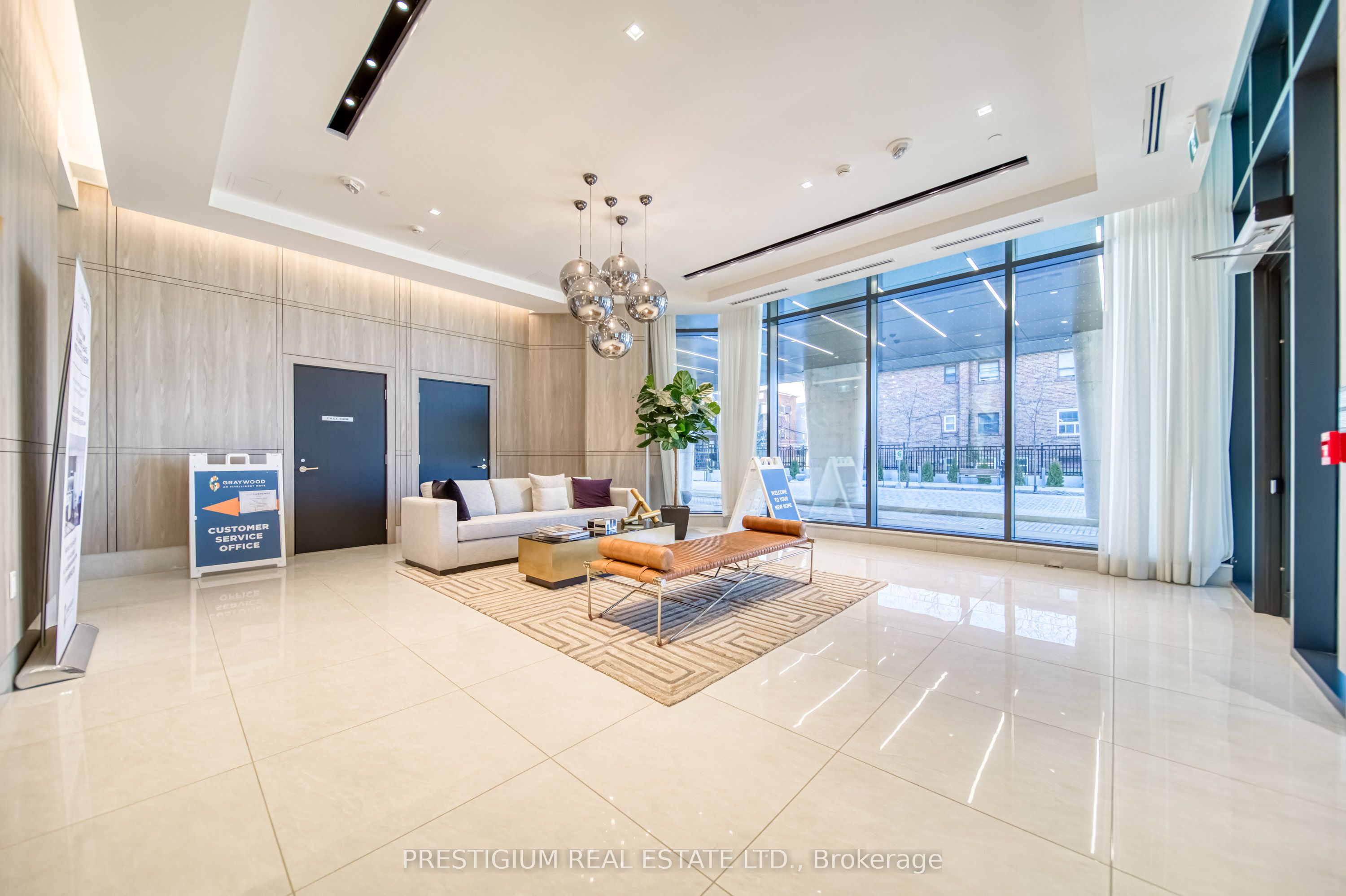 250 Lawrence Avenue W 213, Toronto, ON M5M 1B2 photo 3