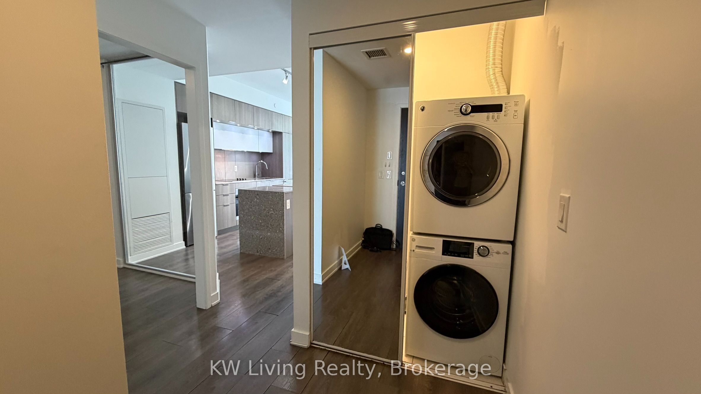 55 Regent Park Boulevard 708, Toronto, ON M5A 0C2 photo 4