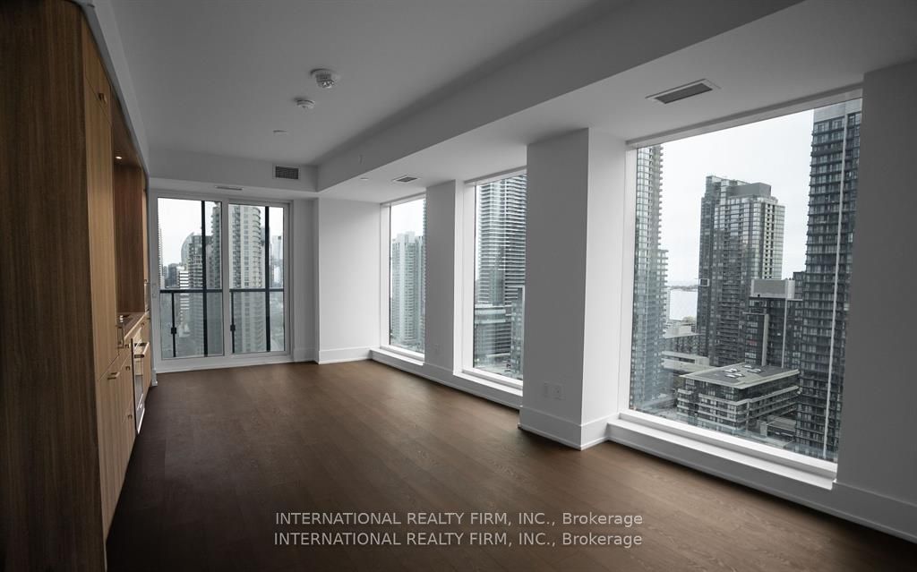 480 FRONT Street W 1714, Toronto, ON M5V 0V5 photo 5