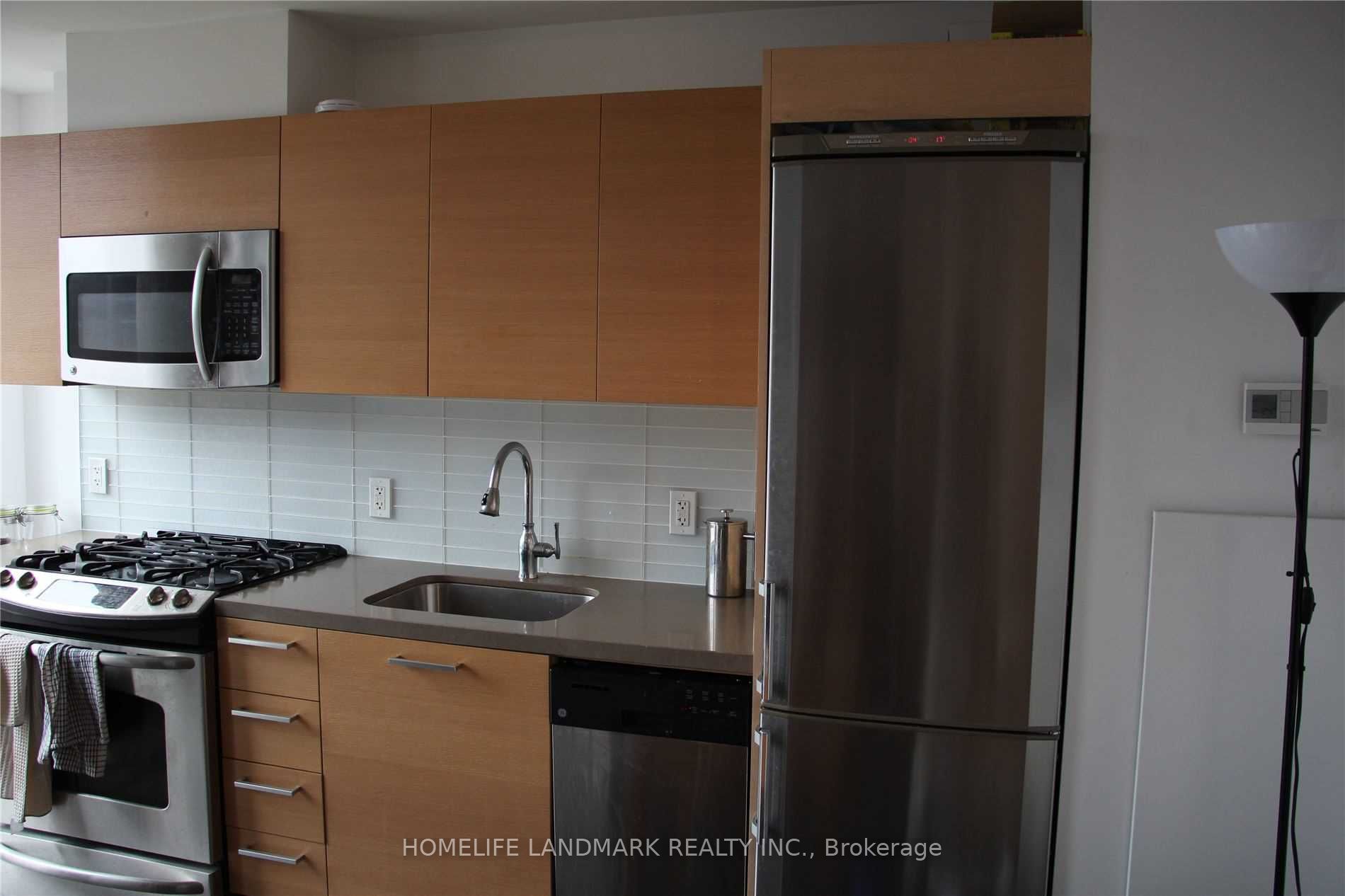318 King Street E 409, Toronto, ON M5A 0C1 photo 2