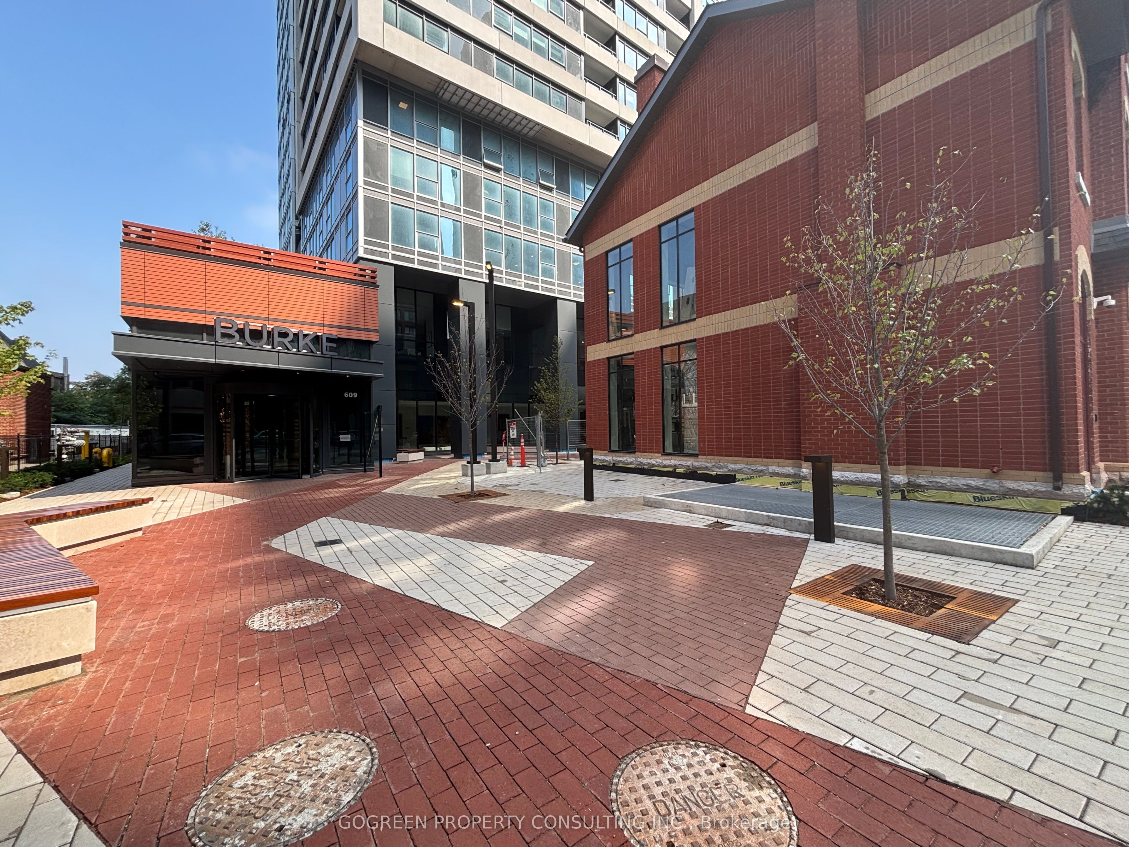 609 Sherbourne Street 3607, Toronto, ON M4X 0A4 photo 3