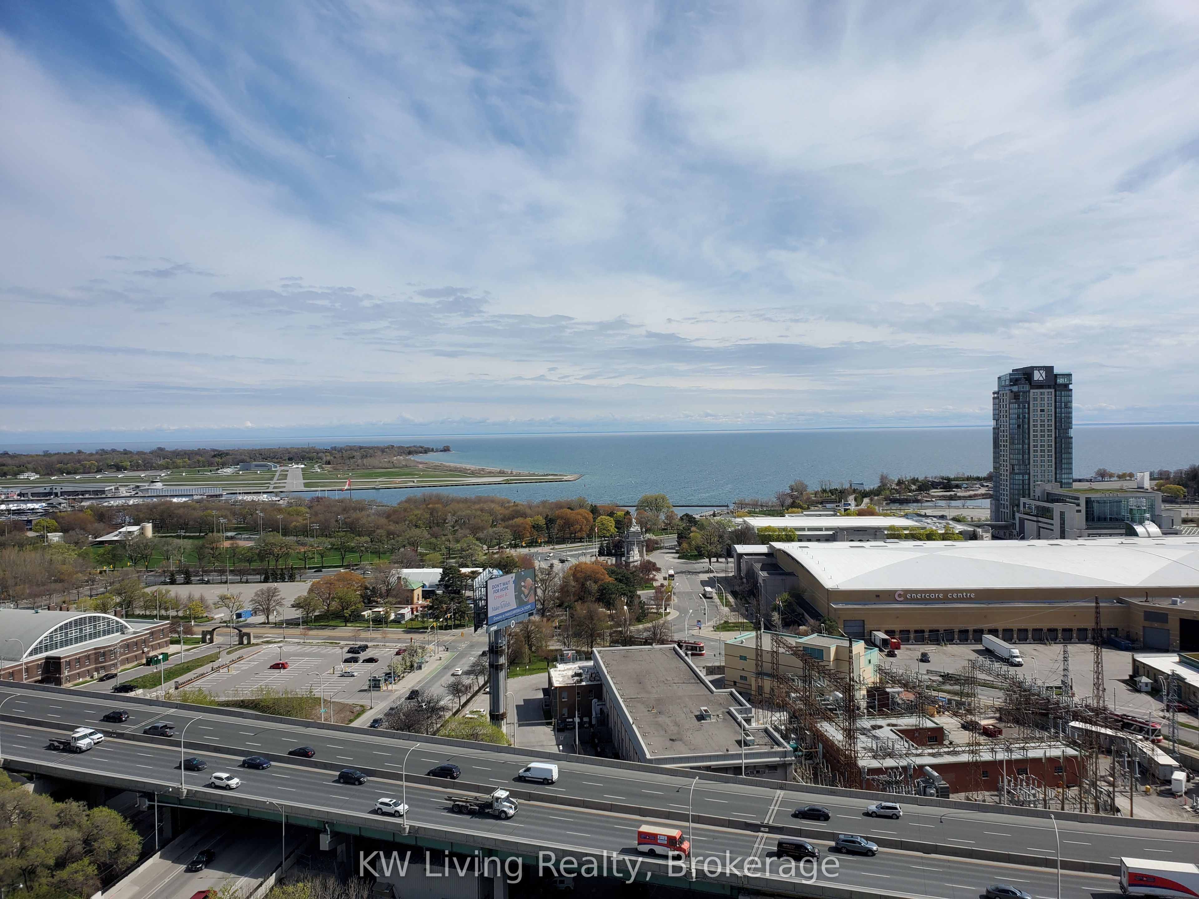 49 East Liberty Street 2002, Toronto, ON M6K 0B2 photo 4