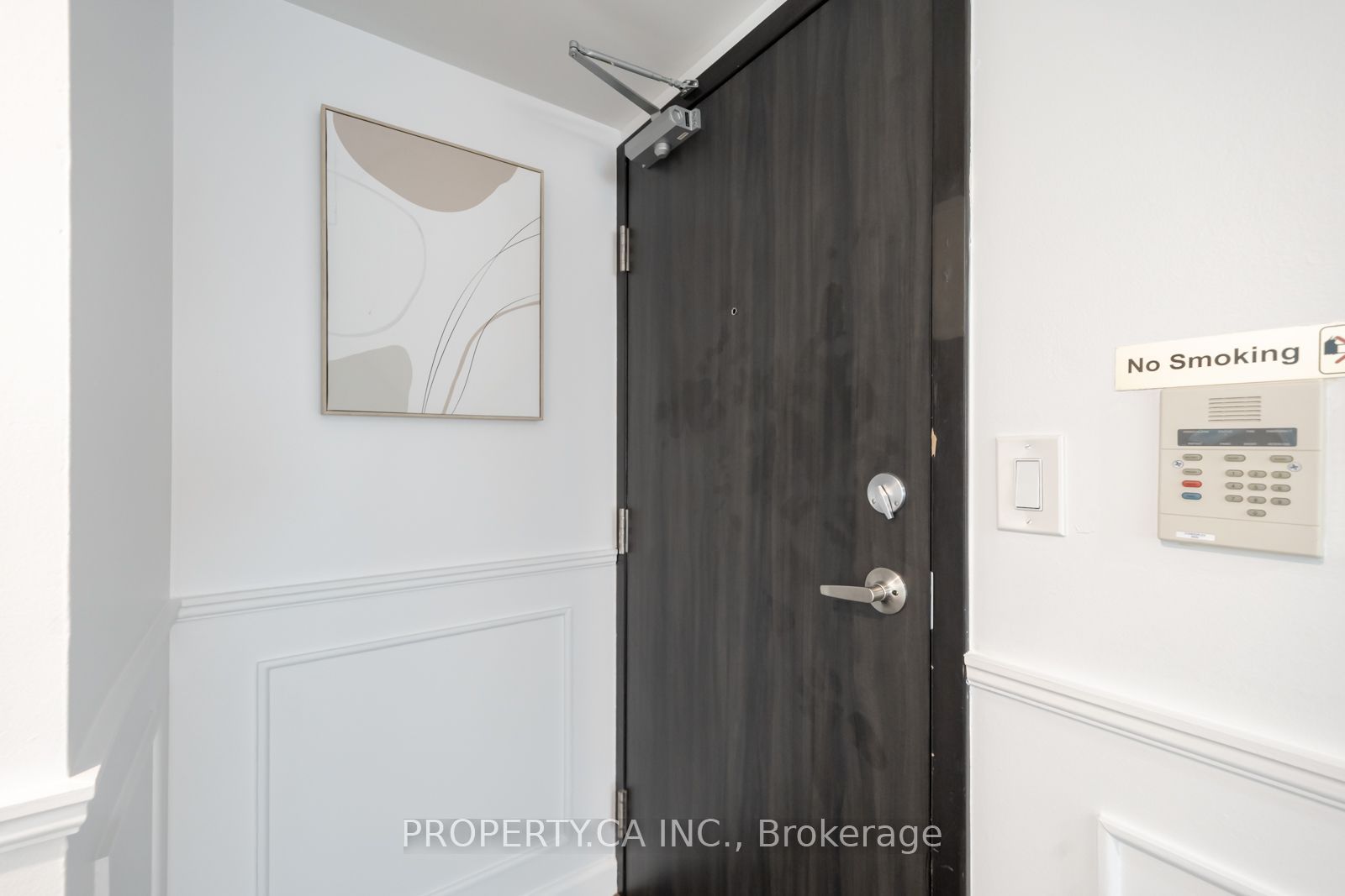 210 Victoria Street 912, Toronto, ON M5B 2R3 photo 3