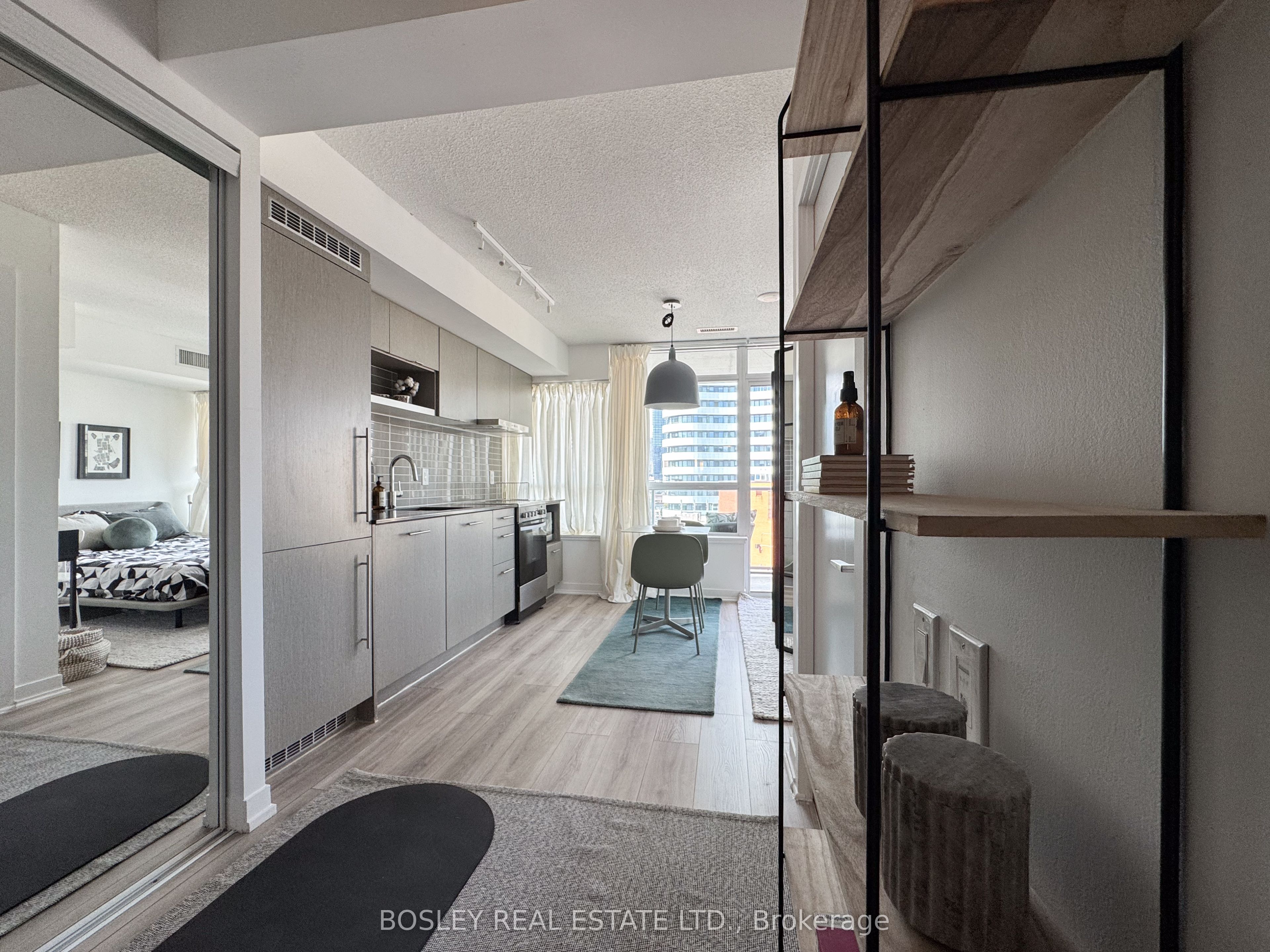 365 Church Street 1504, Toronto, ON M5B 1H6 photo 3