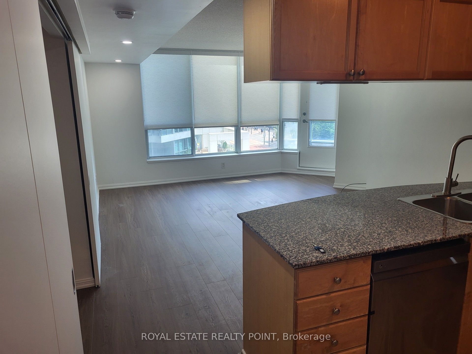 230 Queens Quay Boulevard W 522, Toronto, ON M5J 2Y7 photo 5