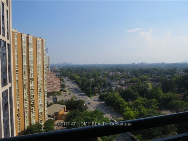 153 Beecroft Road, Toronto, ON M2N 7C5