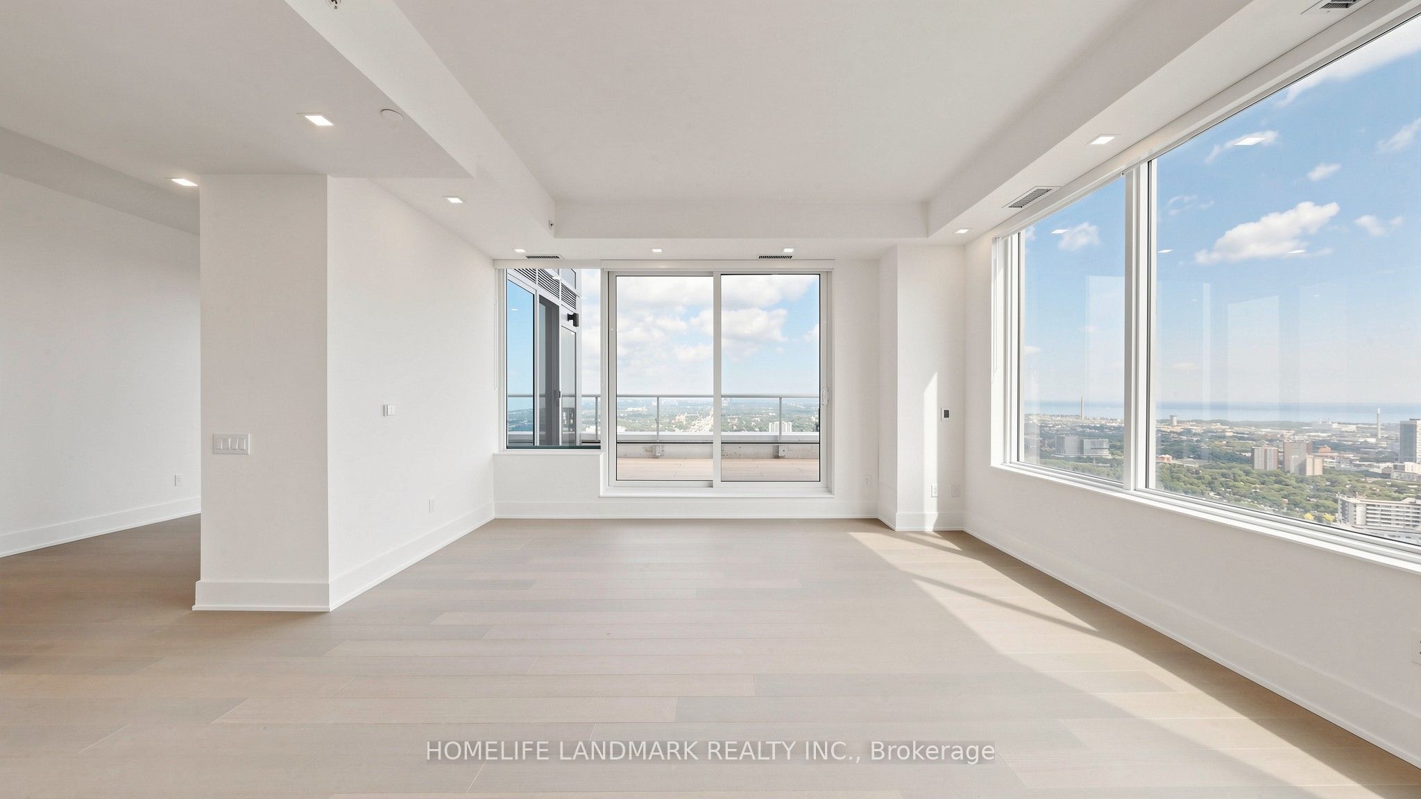 609 SHERBOURNE Street LPH05, Toronto, ON M4X 0A4 photo 2