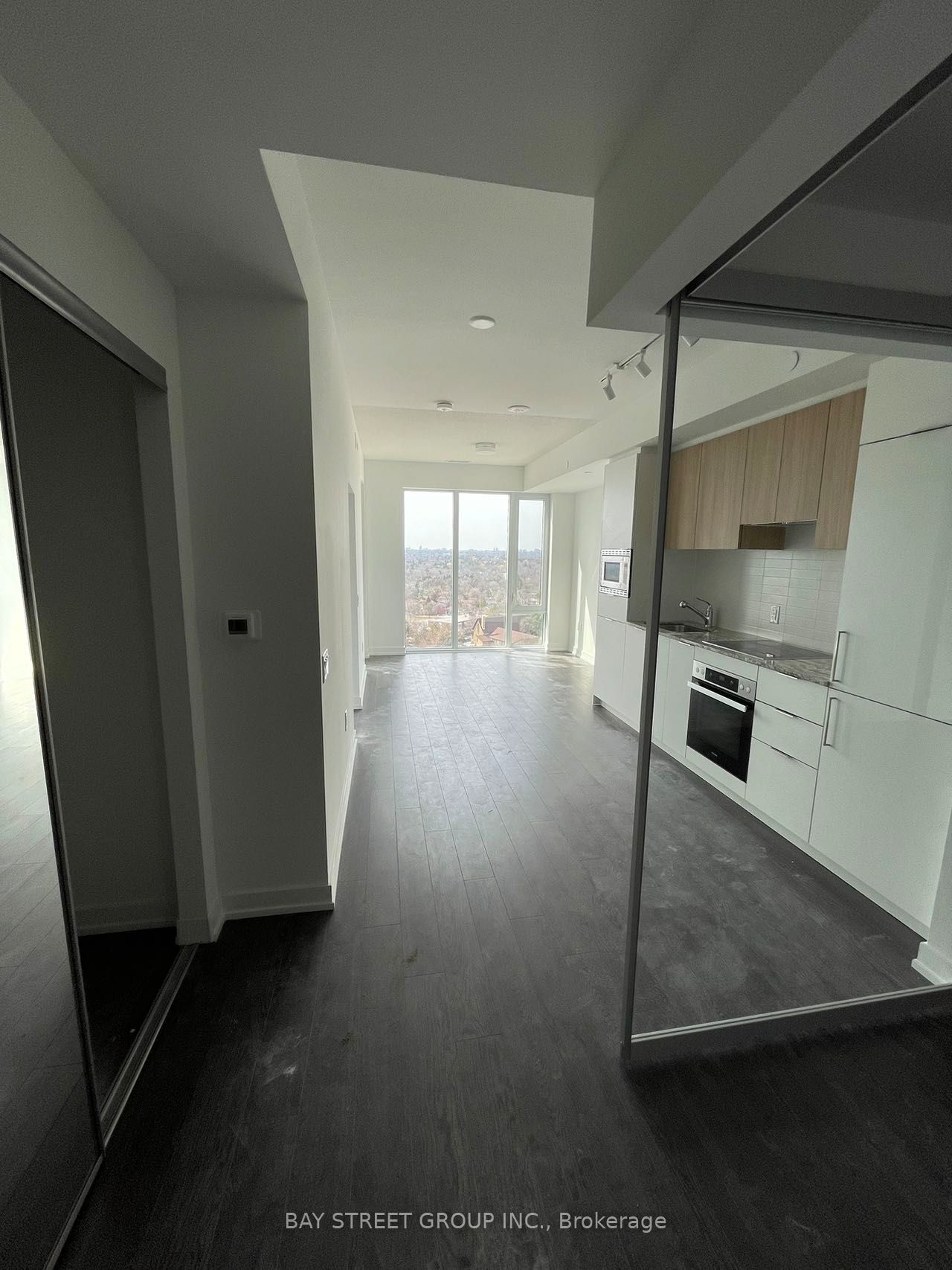 20 O'Neill Road, Toronto, ON M3C 0R2 photo 2