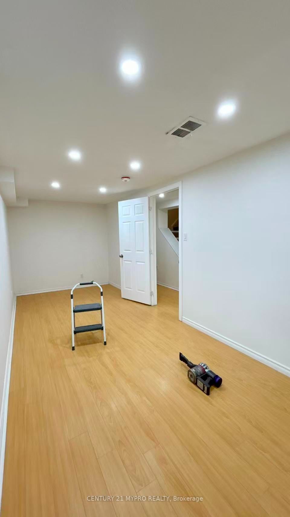 291 Newton Drive, Toronto, ON M2M 2P5 photo 4