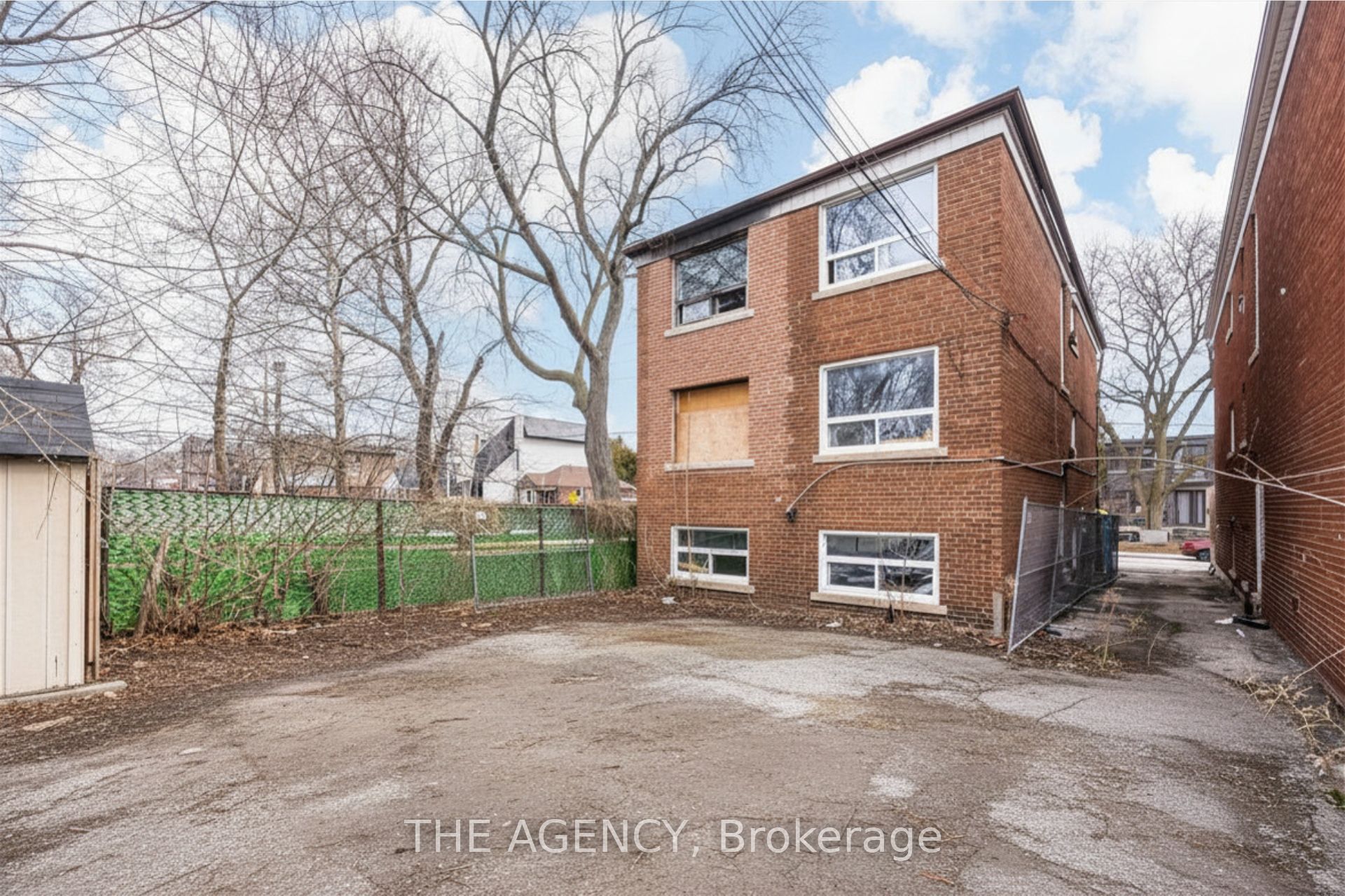 374 Atlas Avenue, Toronto, ON M6C 3P9 photo 5