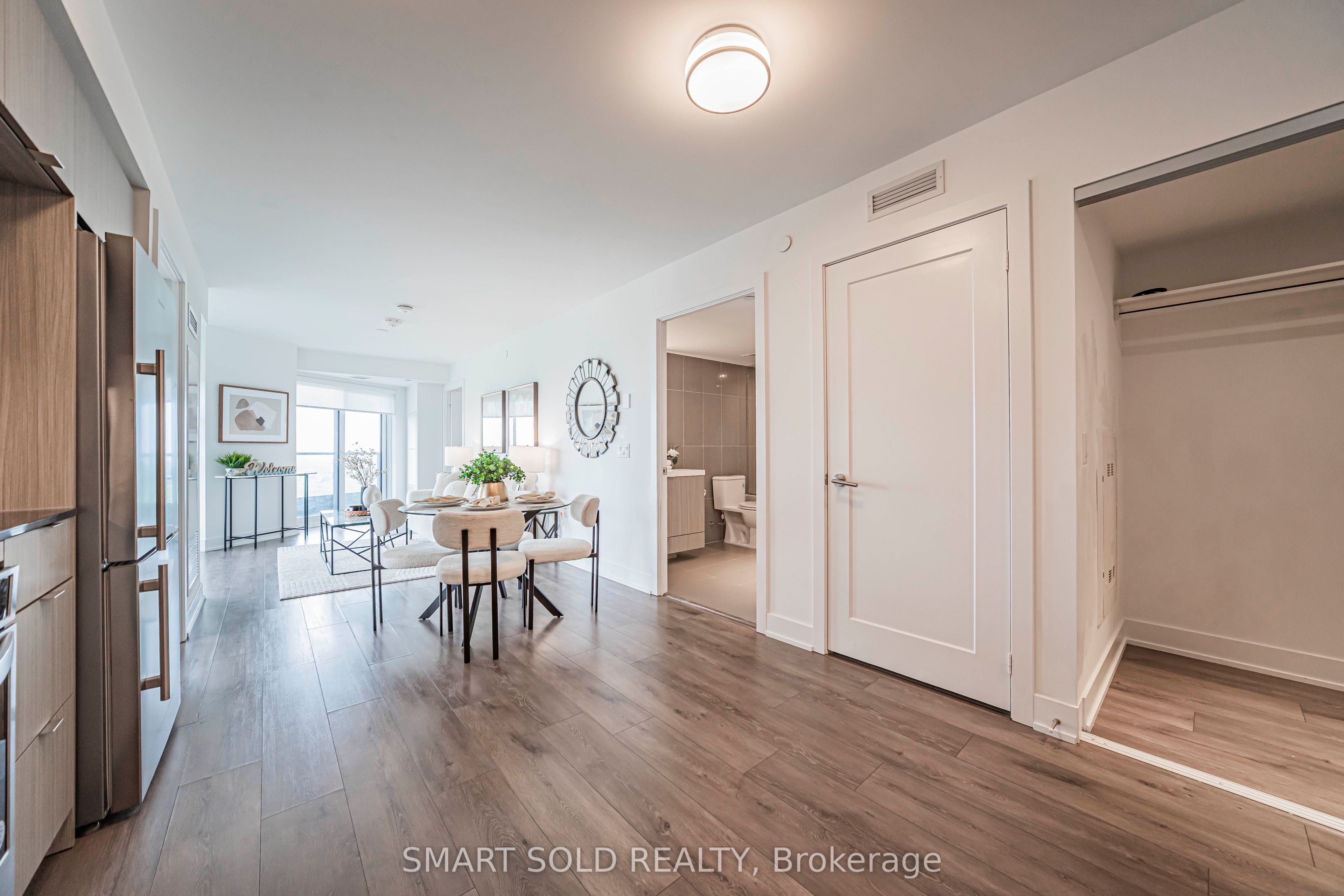 585 Bloor Street E 2017, Toronto, ON M6G 1K5 photo 5