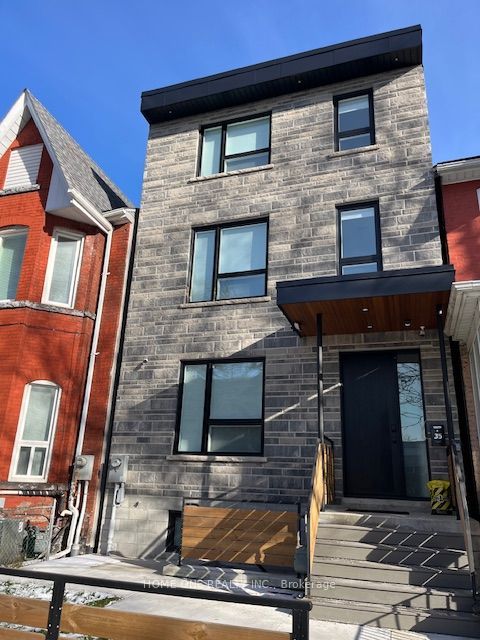35 Denison Avenue 301, Toronto, ON M5T 2M6 photo 2