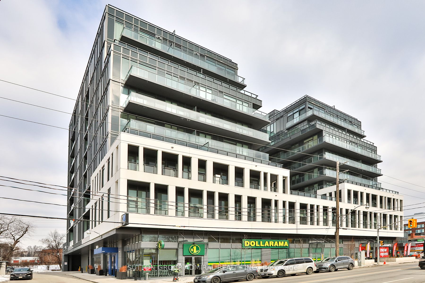 500 Dupont Street 608, Toronto, ON M6G 1Y7