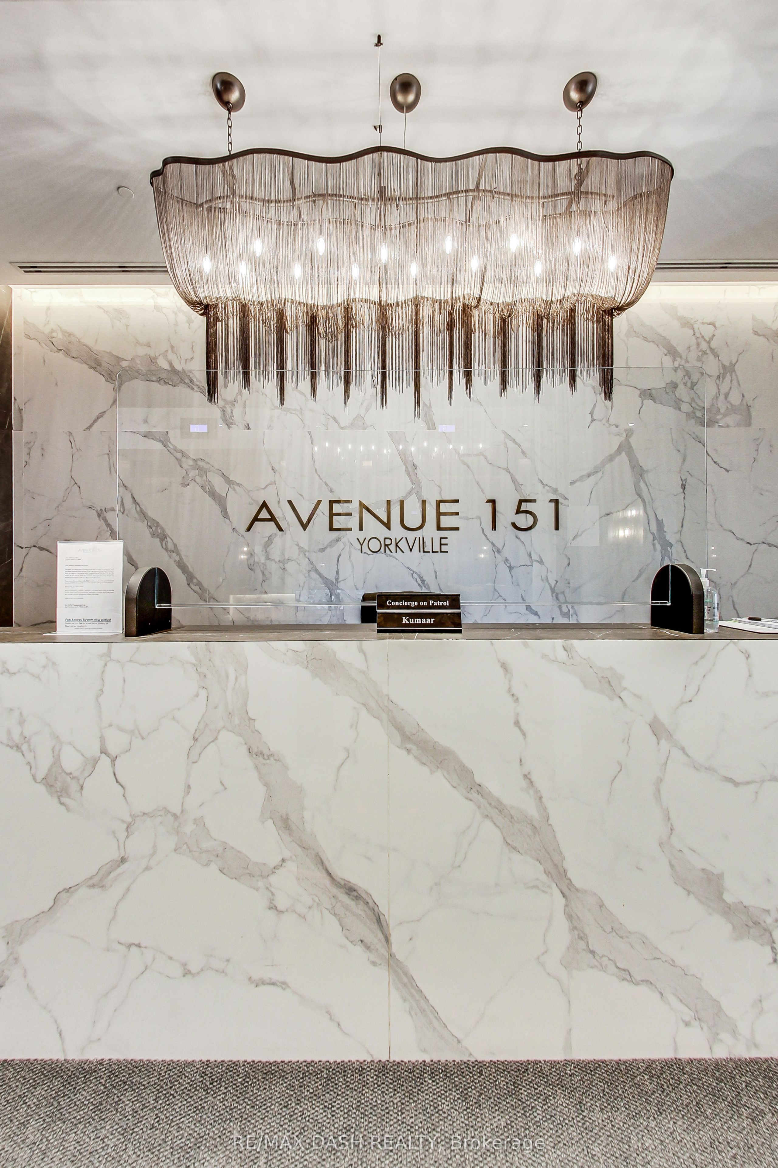 151 Avenue Road 501, Toronto, ON M5R 2H7 photo 4