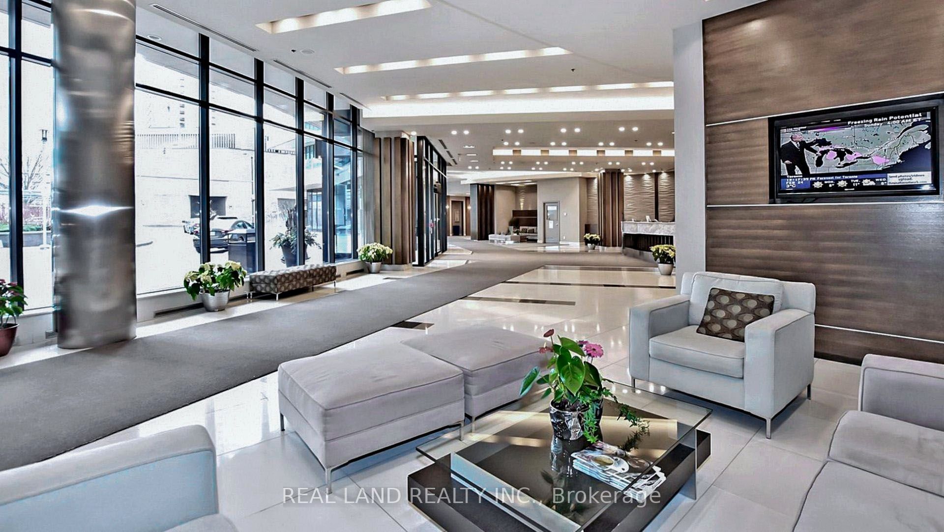 33 Bay Street 1908, Toronto, ON M5J 2Z3 photo 4