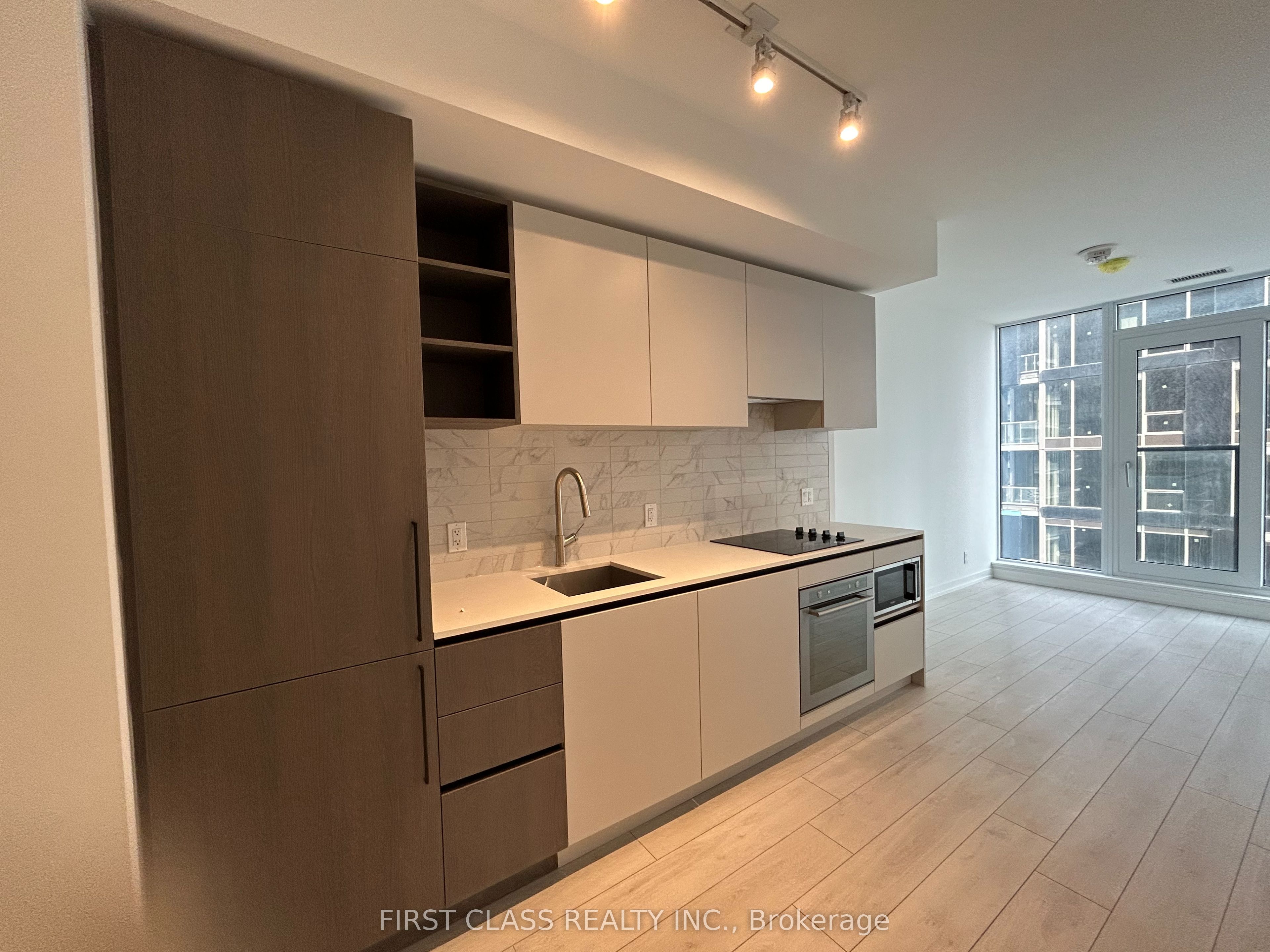 55 Mercer Street 2710, Toronto, ON M5V 0W4 photo 3