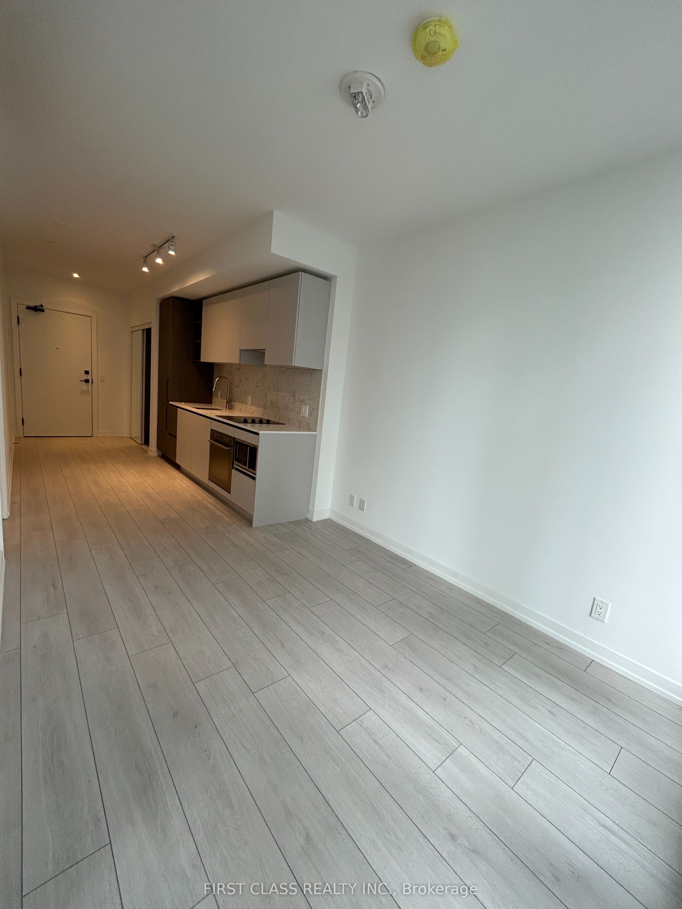 55 Mercer Street 2710, Toronto, ON M5V 0W4 photo 5