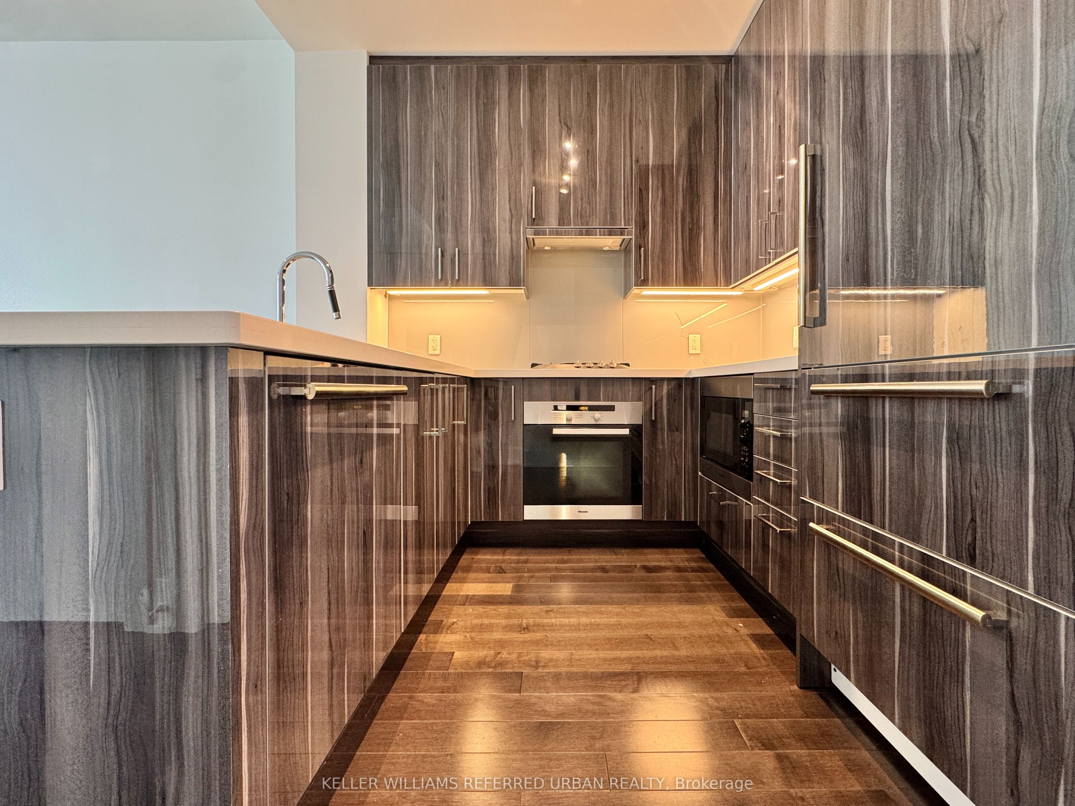 39 Queens Quay E 716, Toronto, ON M5E 0A5 photo 4