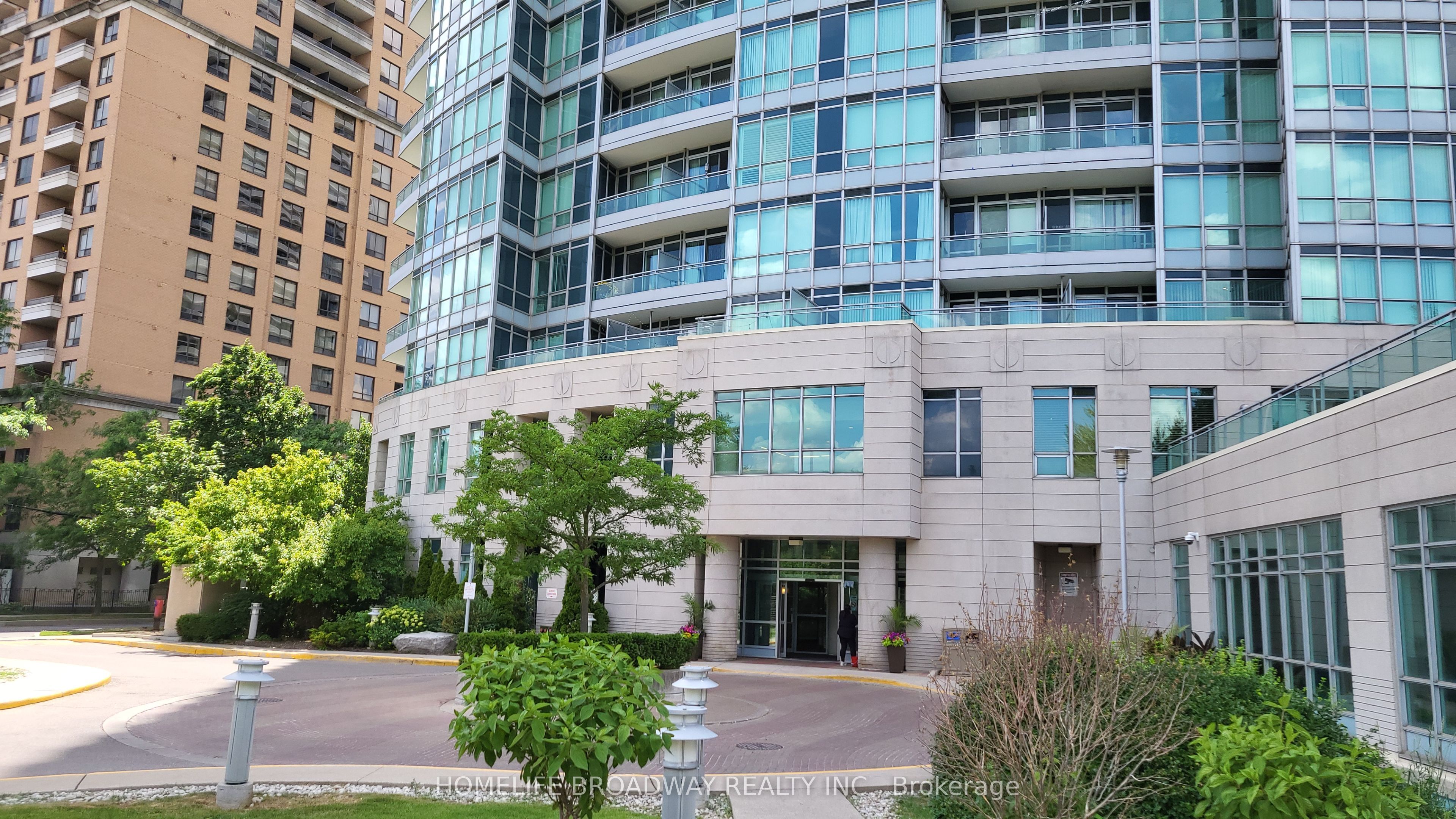 60 Byng Avenue 1412, Toronto, ON M2N 7K3 photo 2