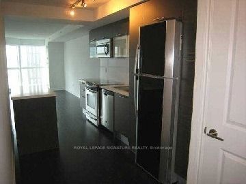 386 Yonge Street 1116, Toronto, ON M5B 0A5 photo 3