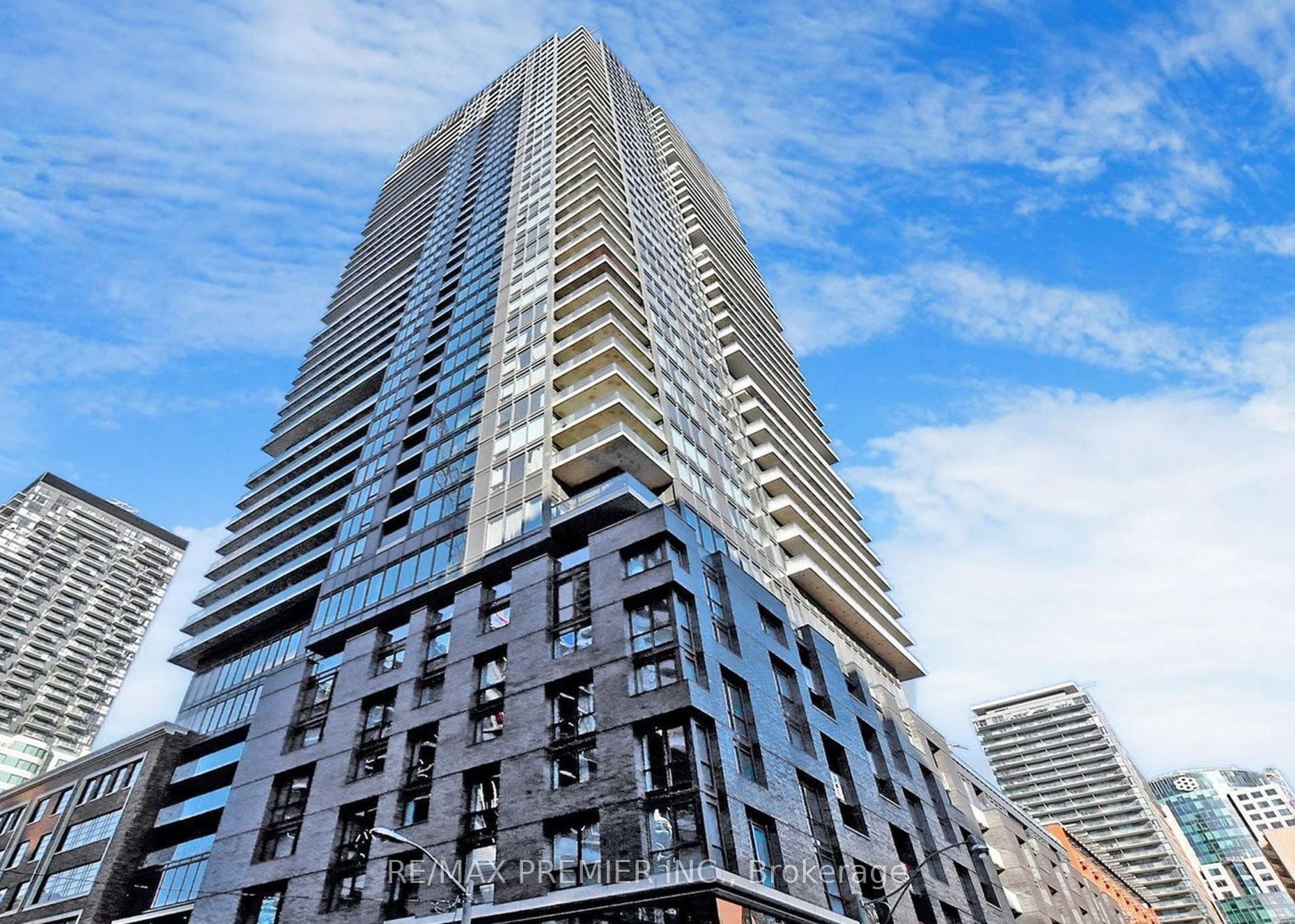 115 Blue Jays Way 4115, Toronto, ON M5V 0N4