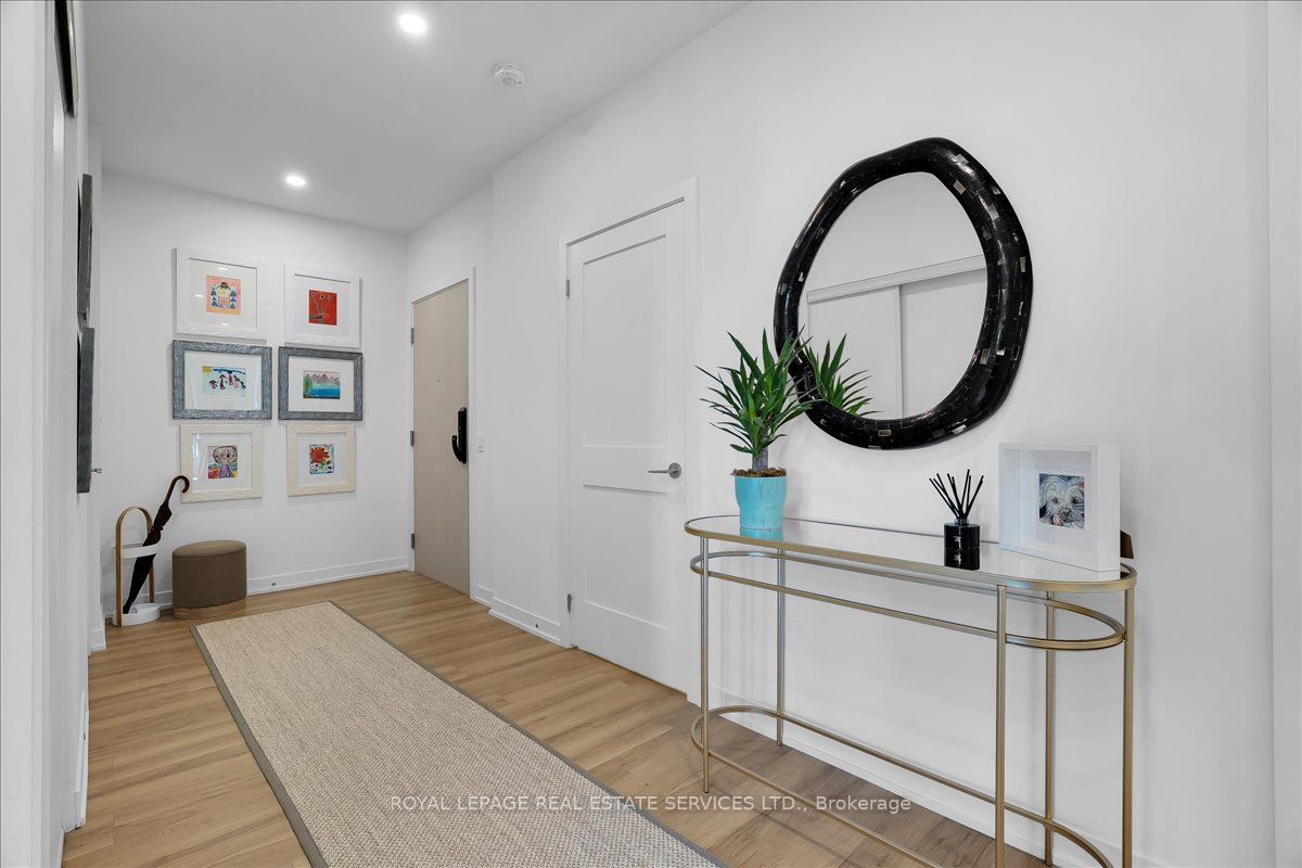 1 Hillsdale Avenue W 706, Toronto, ON M4S 0E5 photo 3
