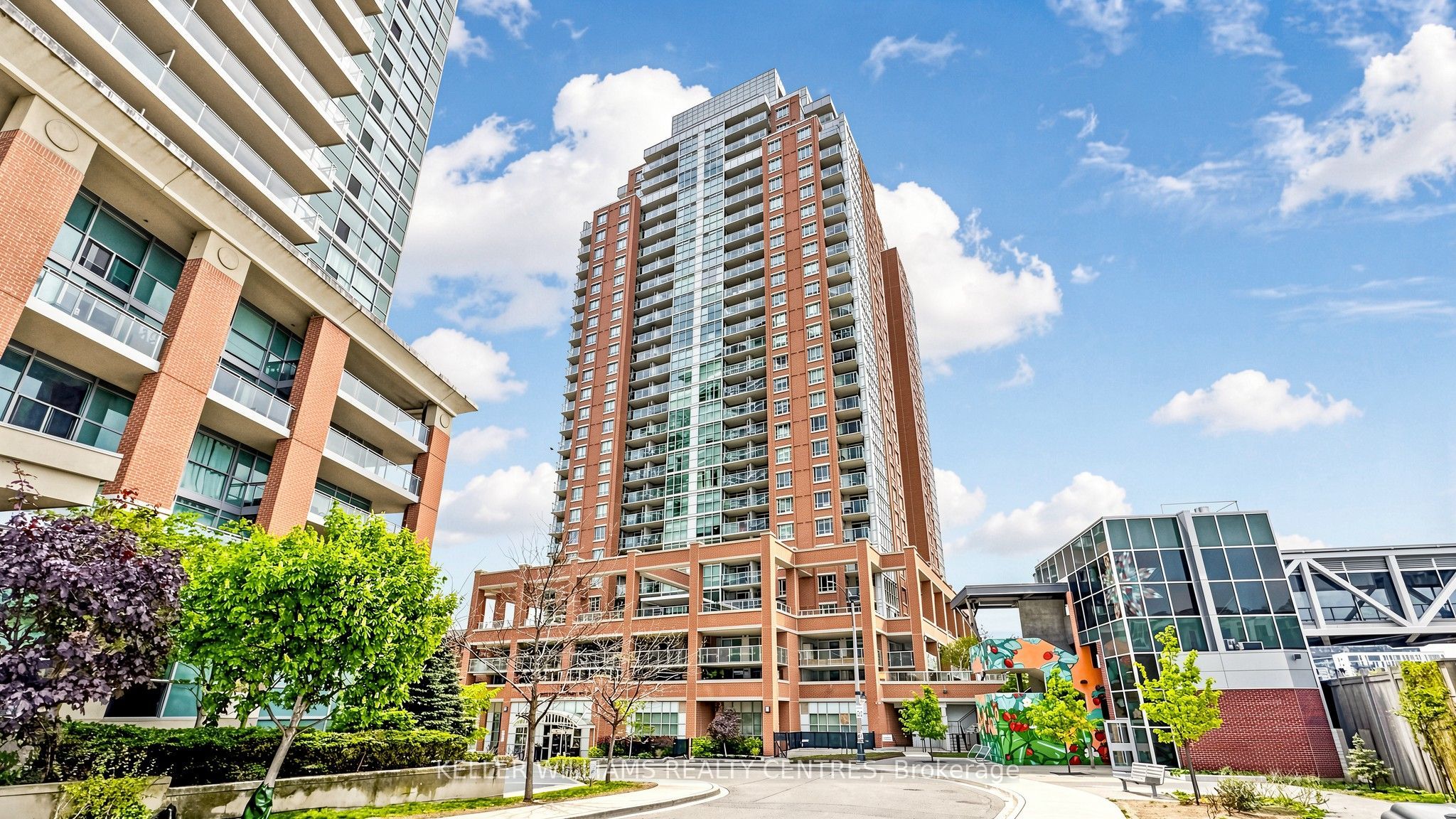 125 Western Battery Road 1006, Toronto, ON M6K 3R8