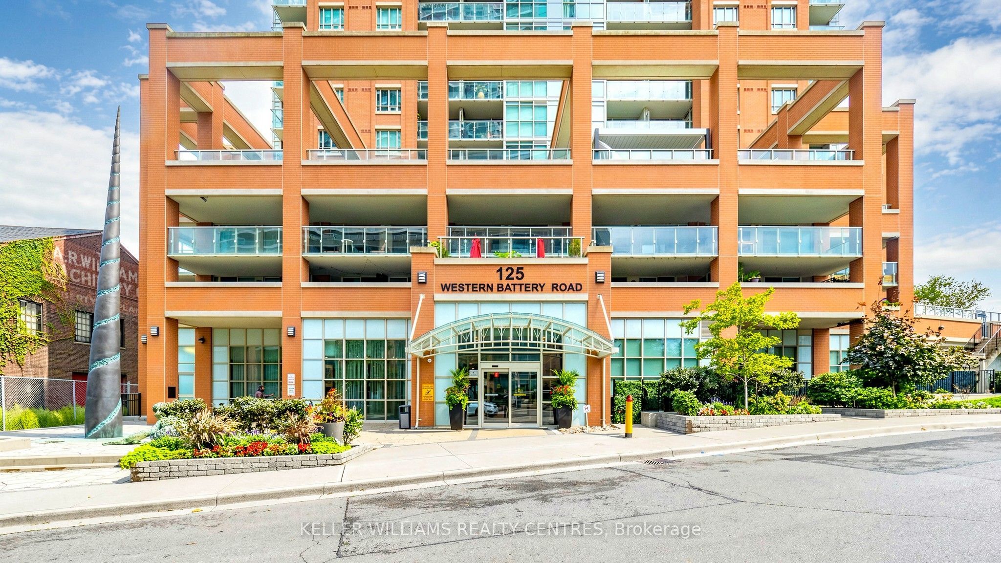 125 Western Battery Road 1006, Toronto, ON M6K 3R8 photo 2