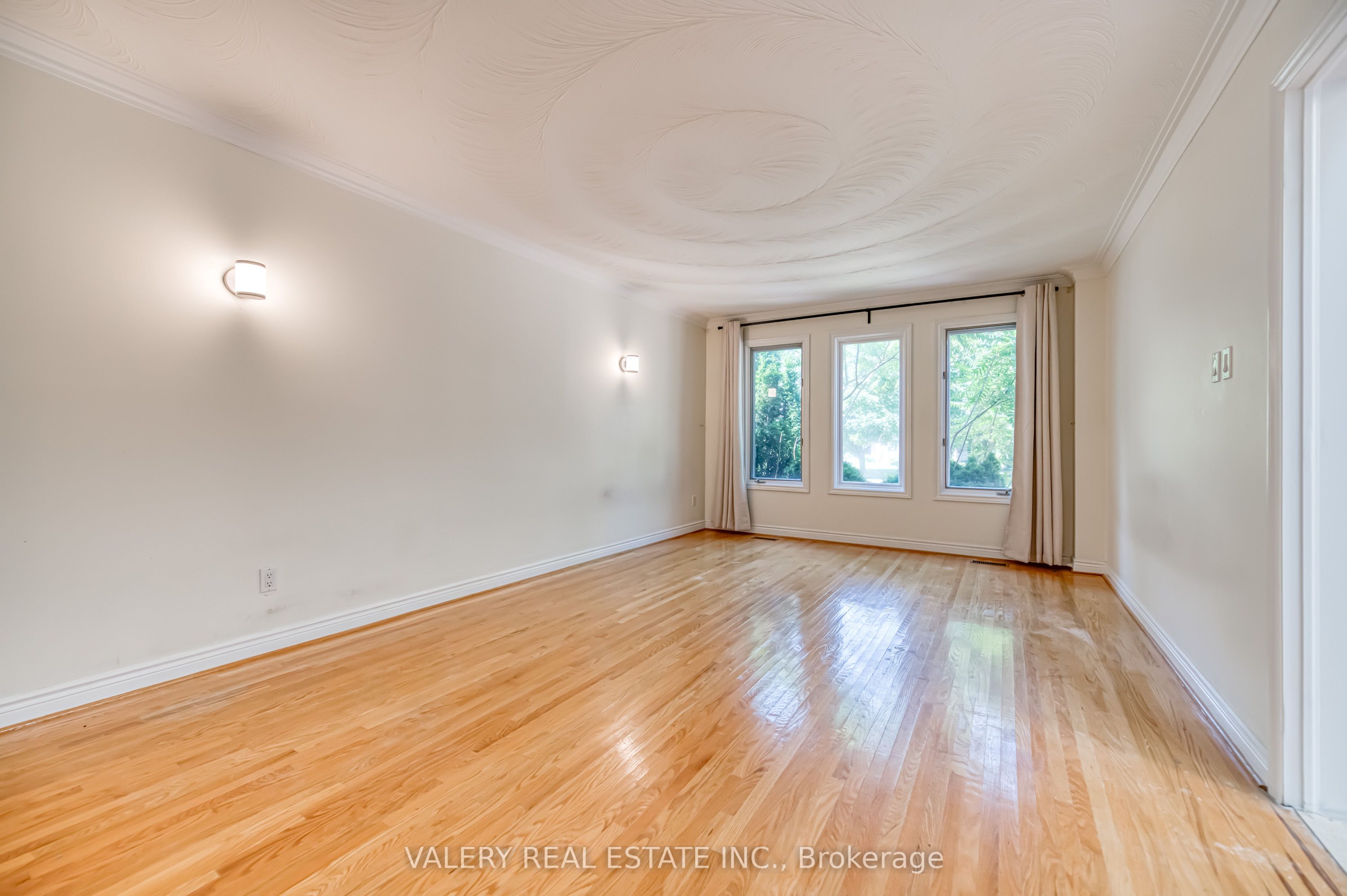 163 Holmes Avenue, Toronto, ON M2N 4M7 photo 5