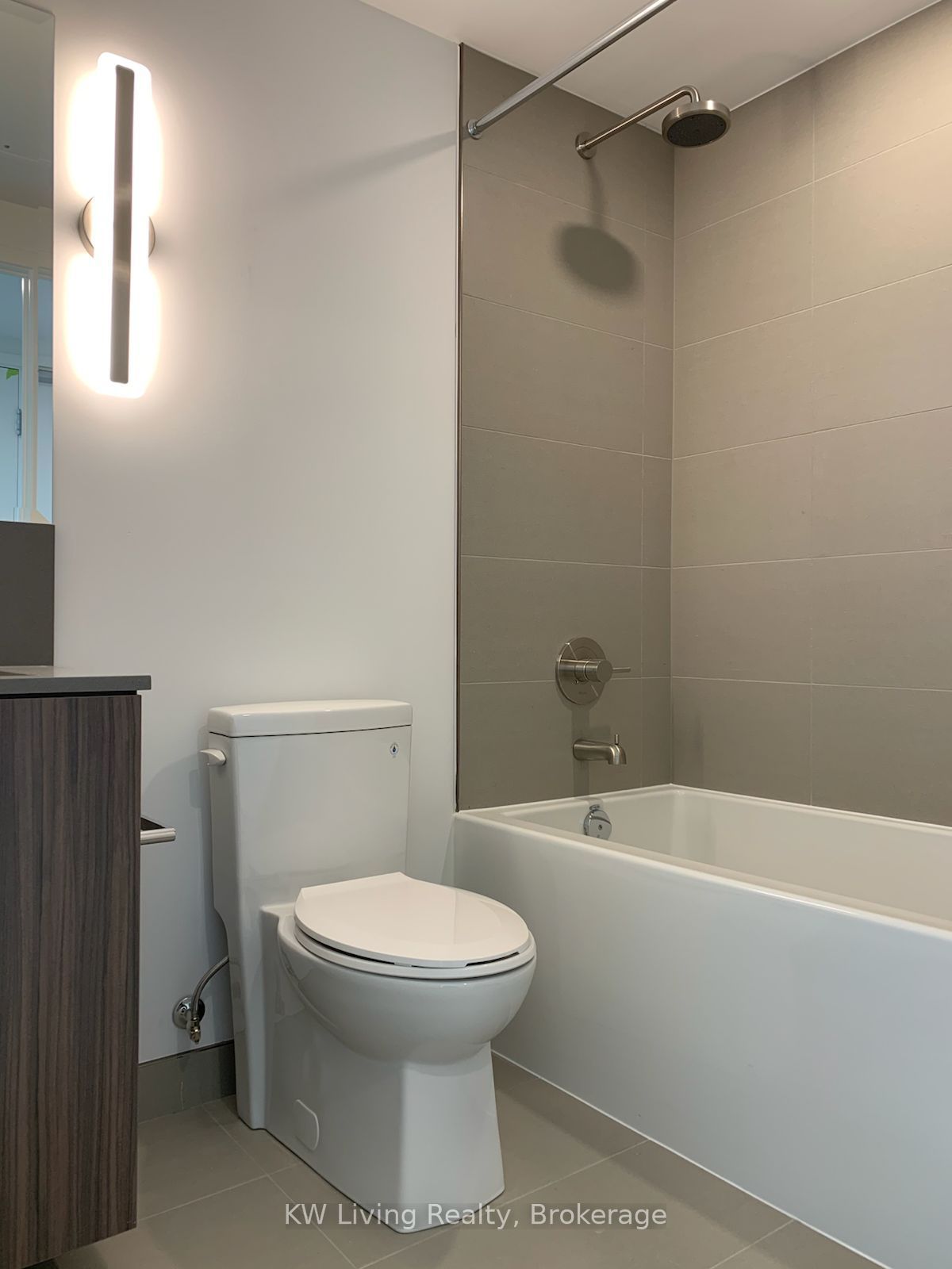 19 Western Battery Road 3119, Toronto, ON M6K 0E3 photo 2