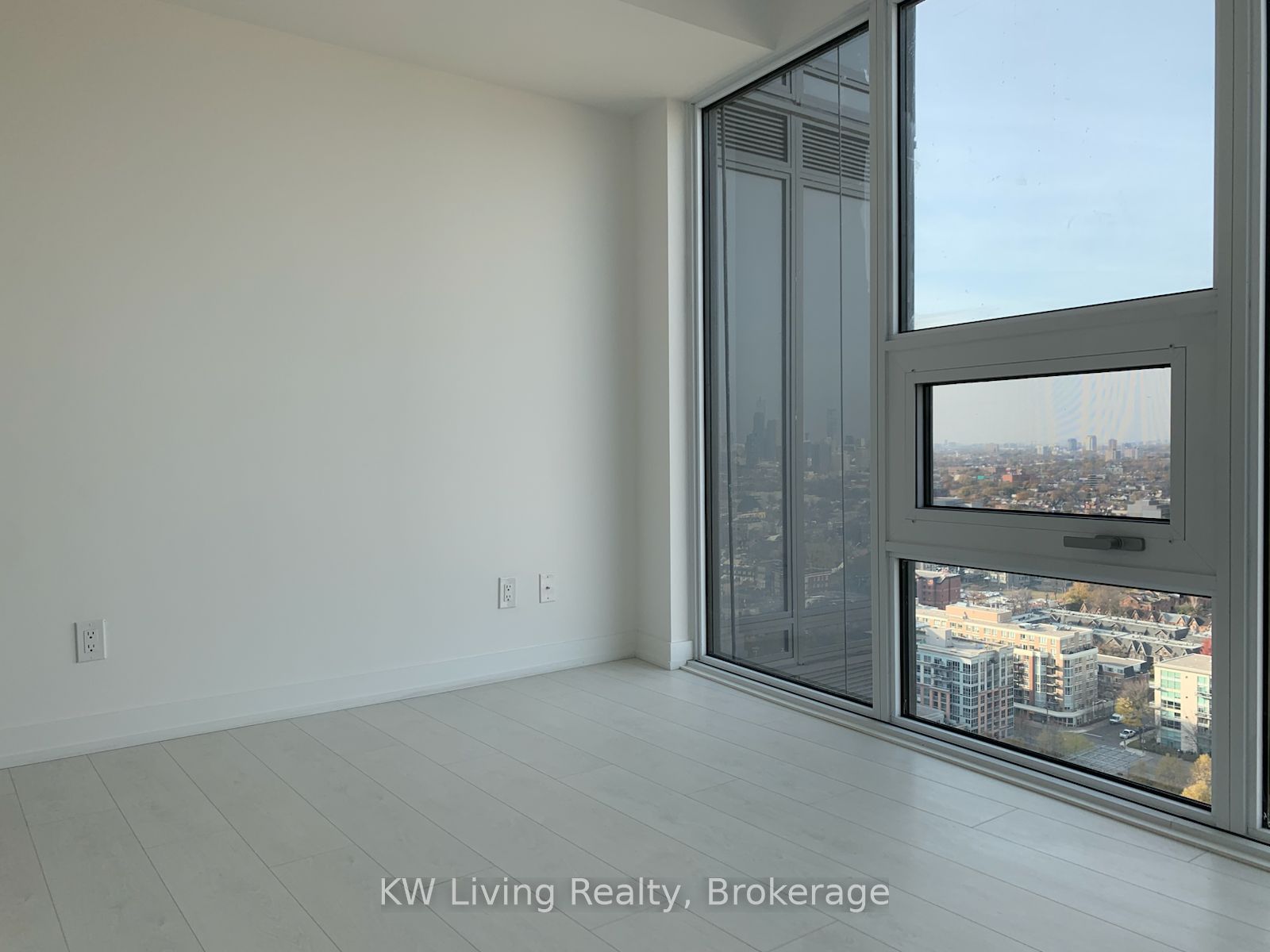 19 Western Battery Road 3119, Toronto, ON M6K 0E3 photo 5