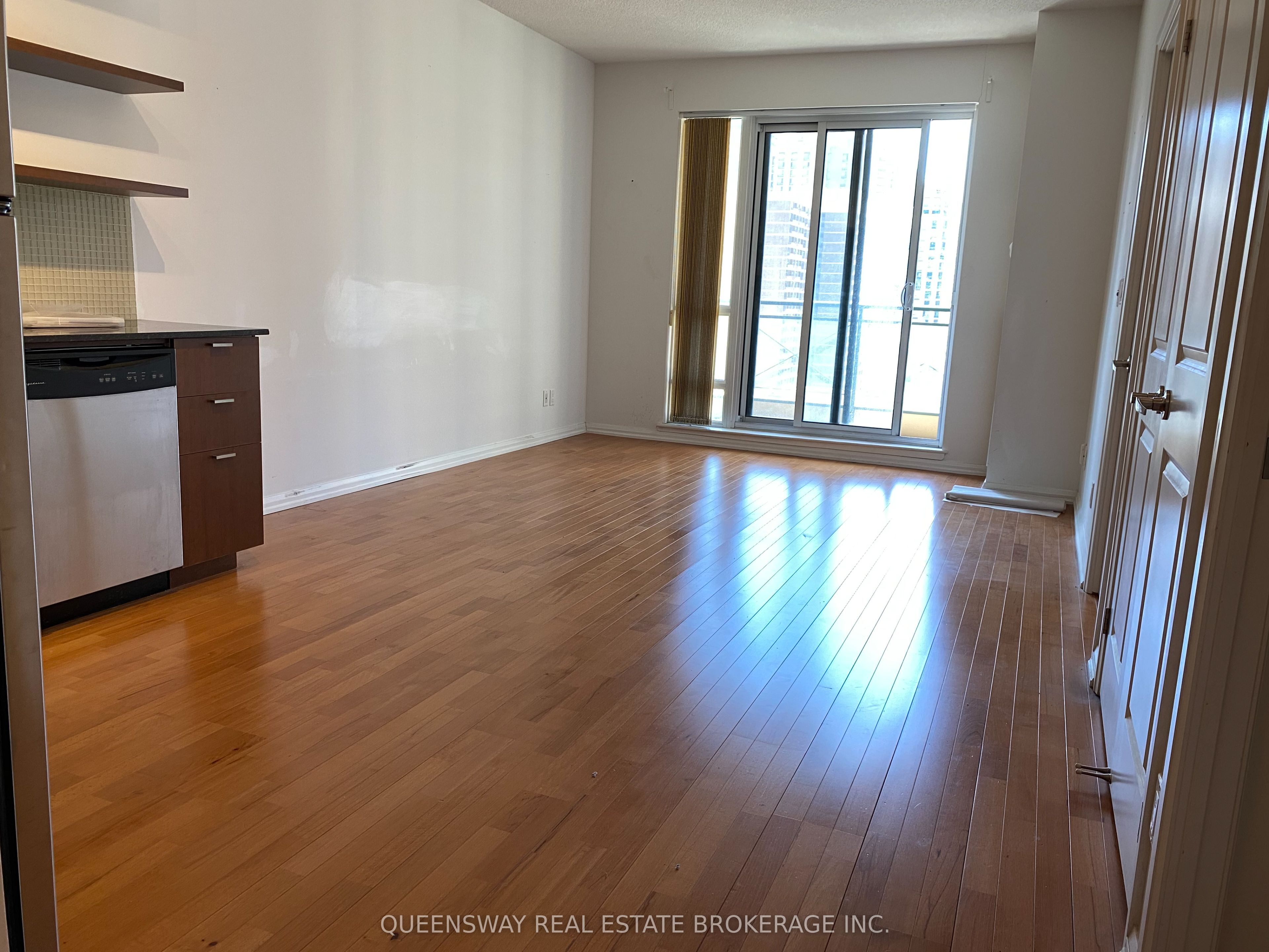 35 Hayden Street 1118, Toronto, ON M4Y 3C3 photo 4