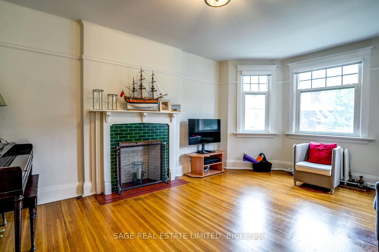 3 Lonsdale Road 8, Toronto, ON M4V 1W4 photo 5