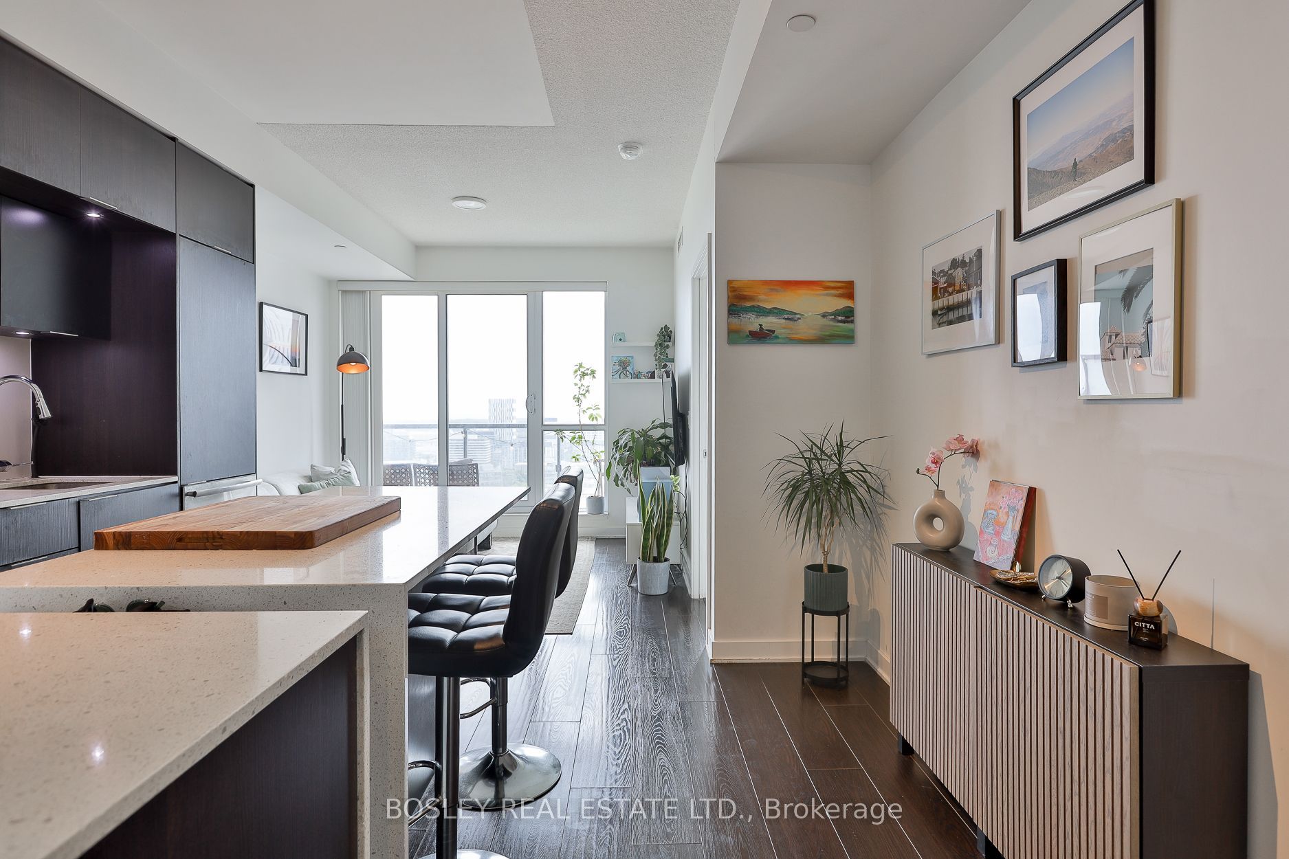170 Sumach Street 2104, Toronto, ON M5A 0C3 photo 3