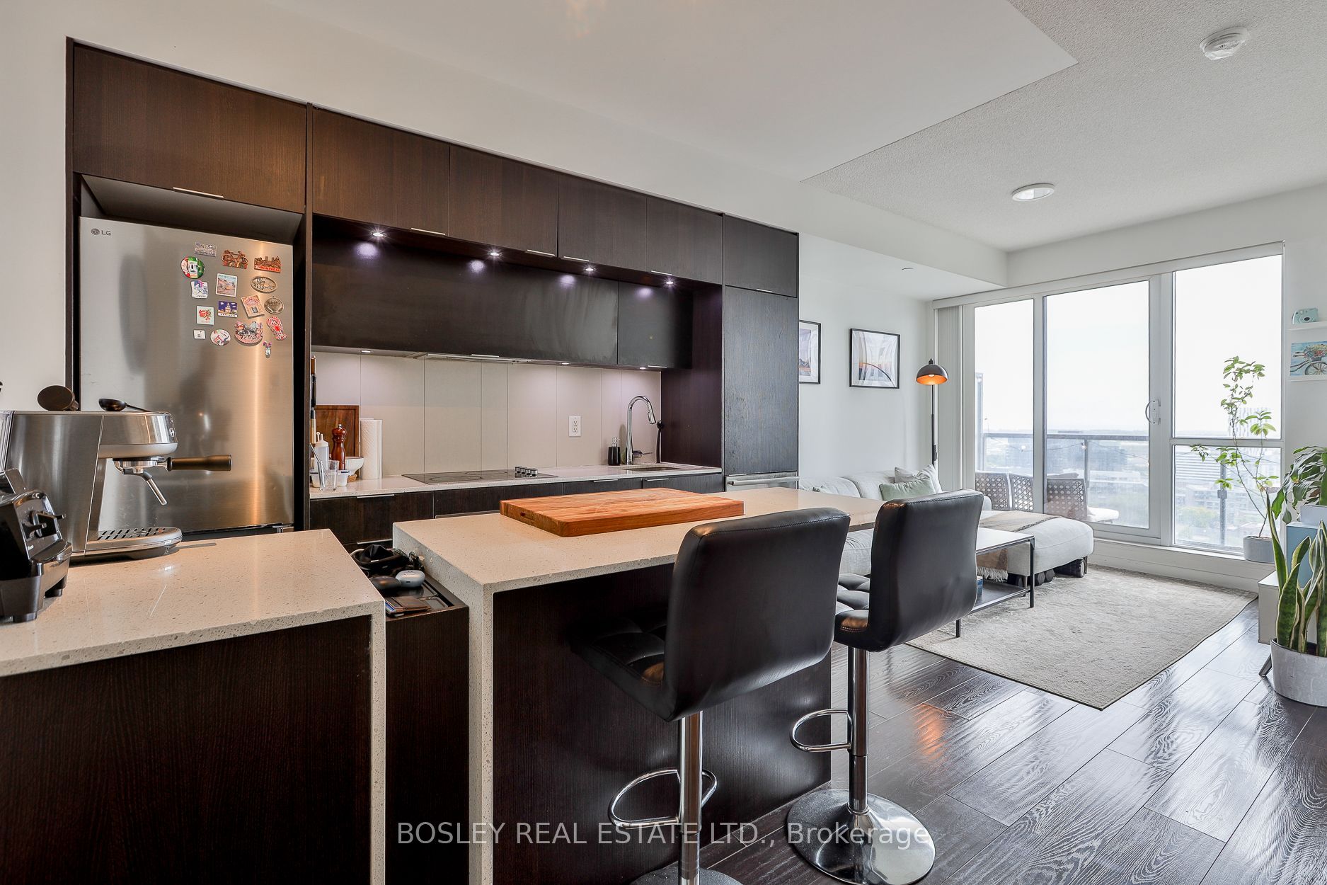 170 Sumach Street 2104, Toronto, ON M5A 0C3 photo 5