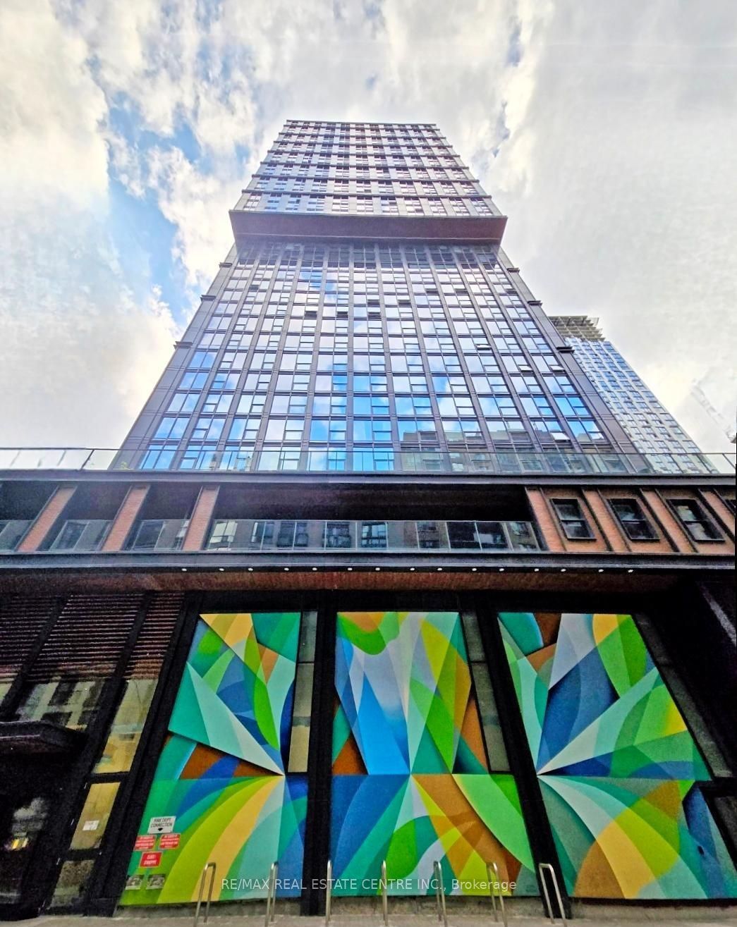 82 Dalhousie Street 3802, Toronto, ON M5B 0C5