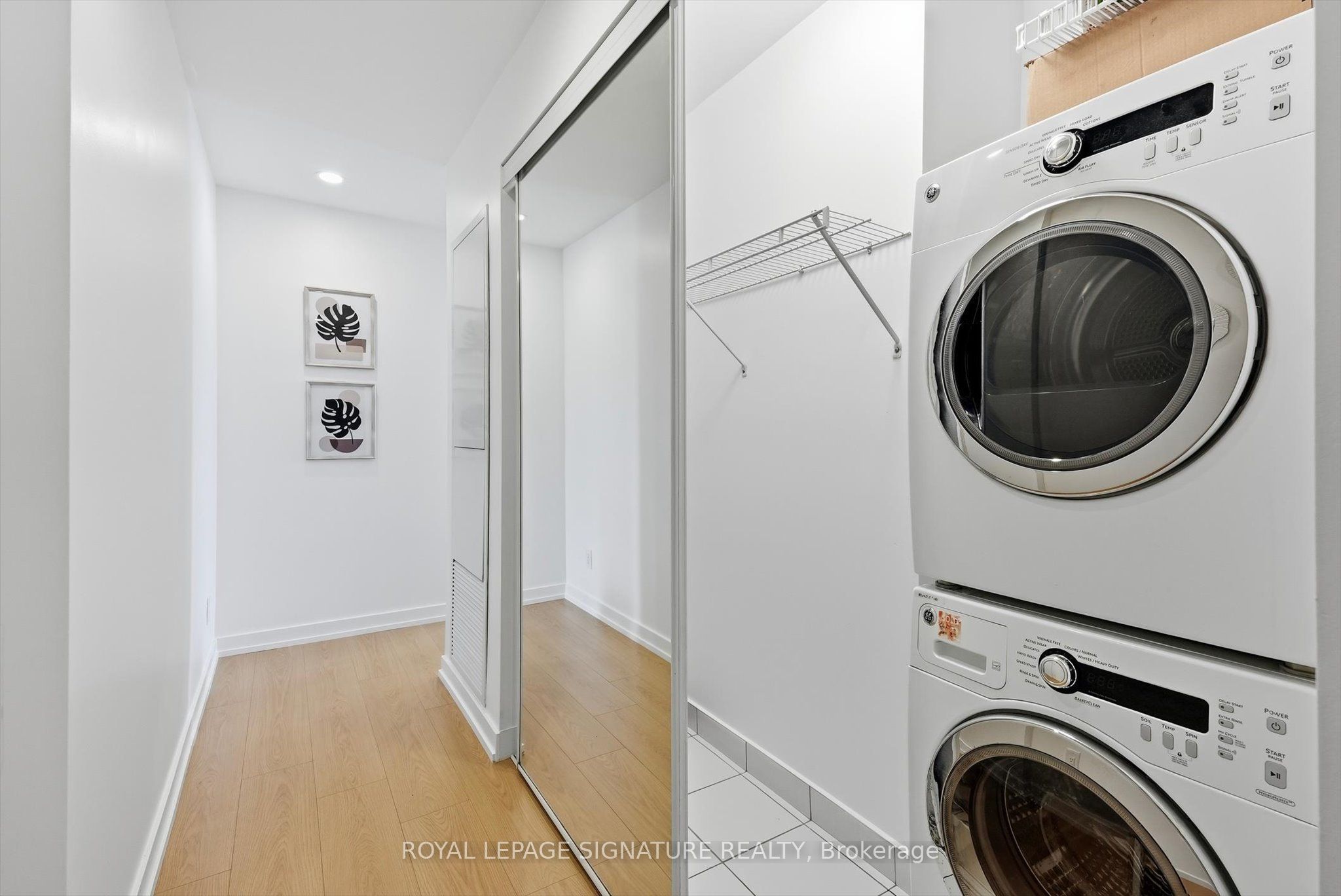 55 Regent Park Boulevard 1809, Toronto, ON M5A 3H6 photo 2