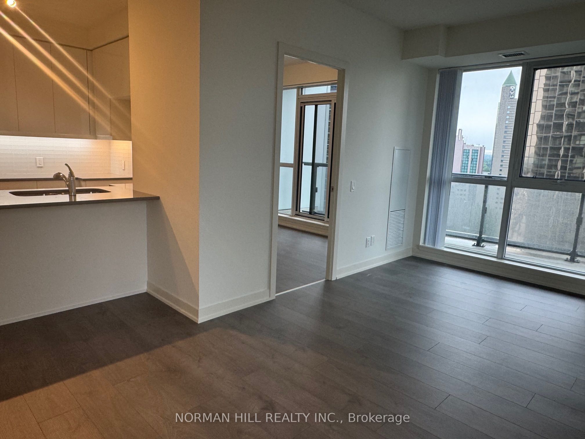 4955 Yonge Street 1619, Toronto, ON M2N 0L8 photo 4