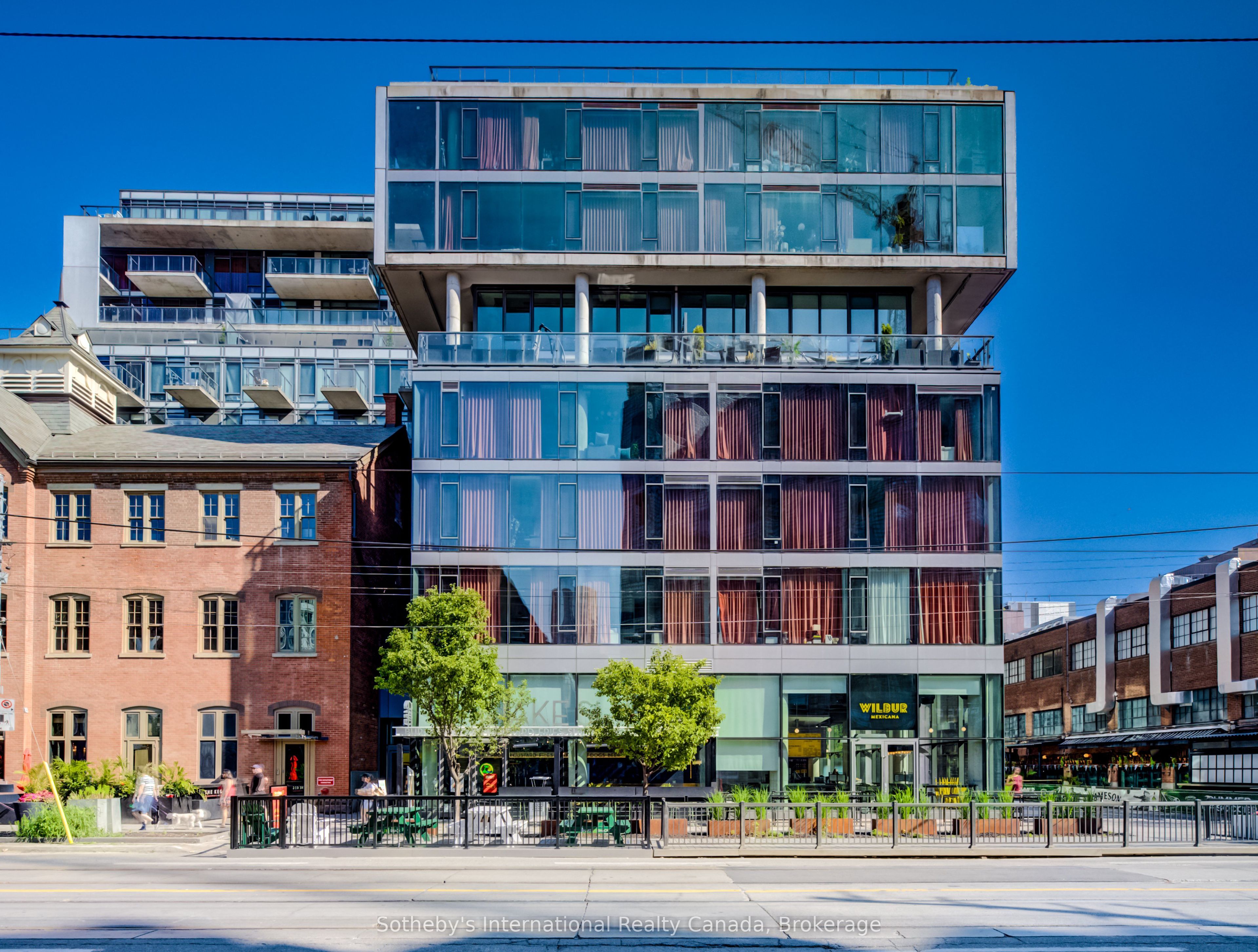 560 King Street W 708, Toronto, ON M5V 1M3 photo 4