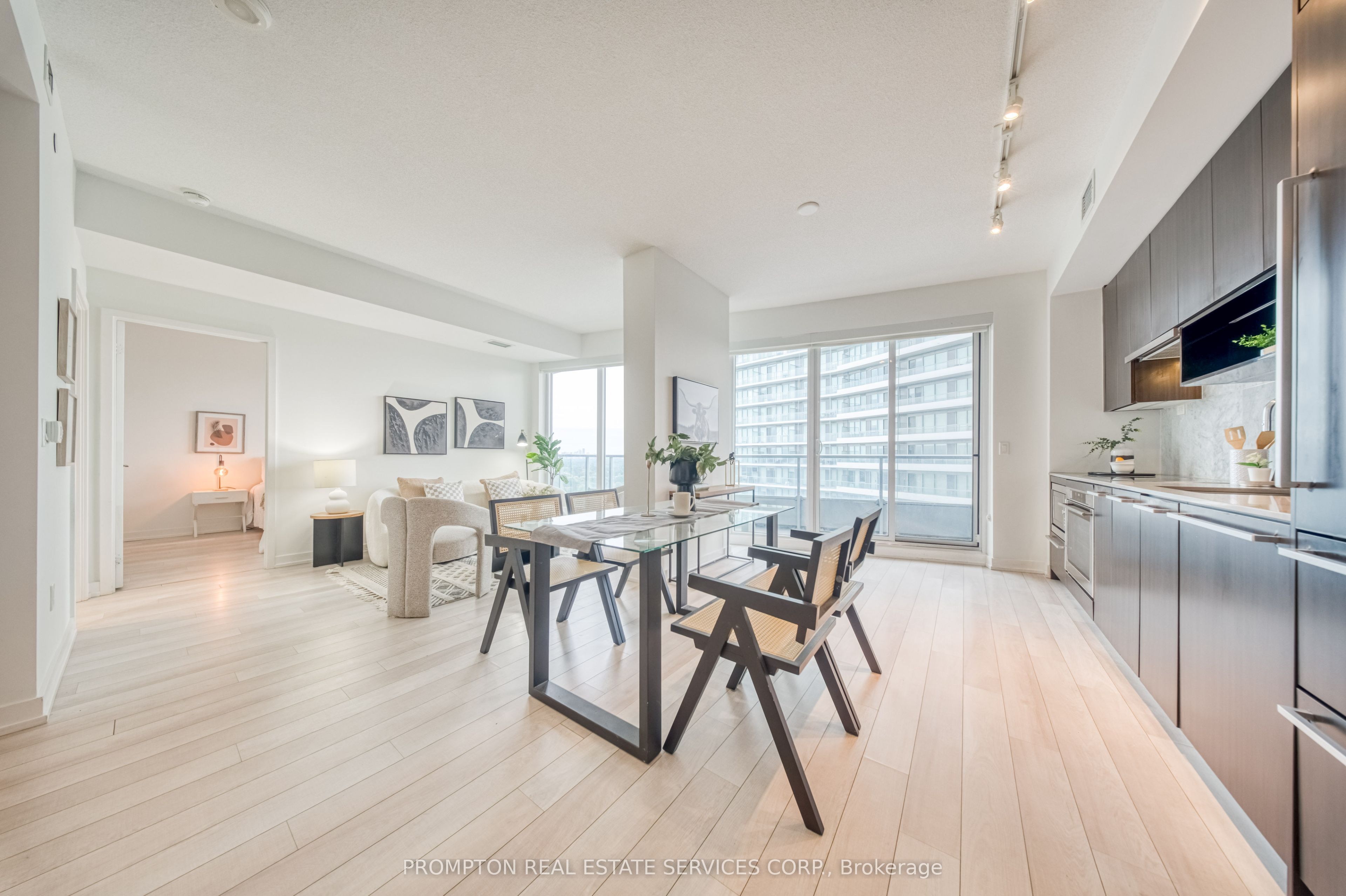 117 Mcmahon Drive 2807, Toronto, ON M2K 0E4 photo 3