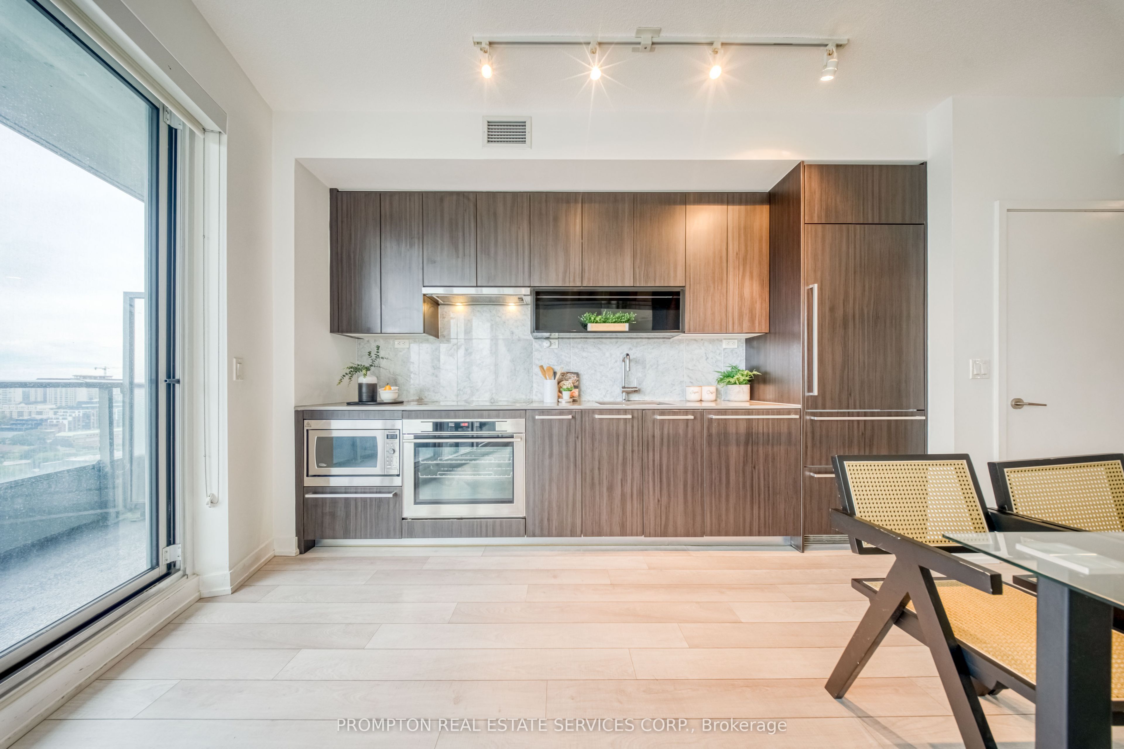 117 Mcmahon Drive 2807, Toronto, ON M2K 0E4 photo 5