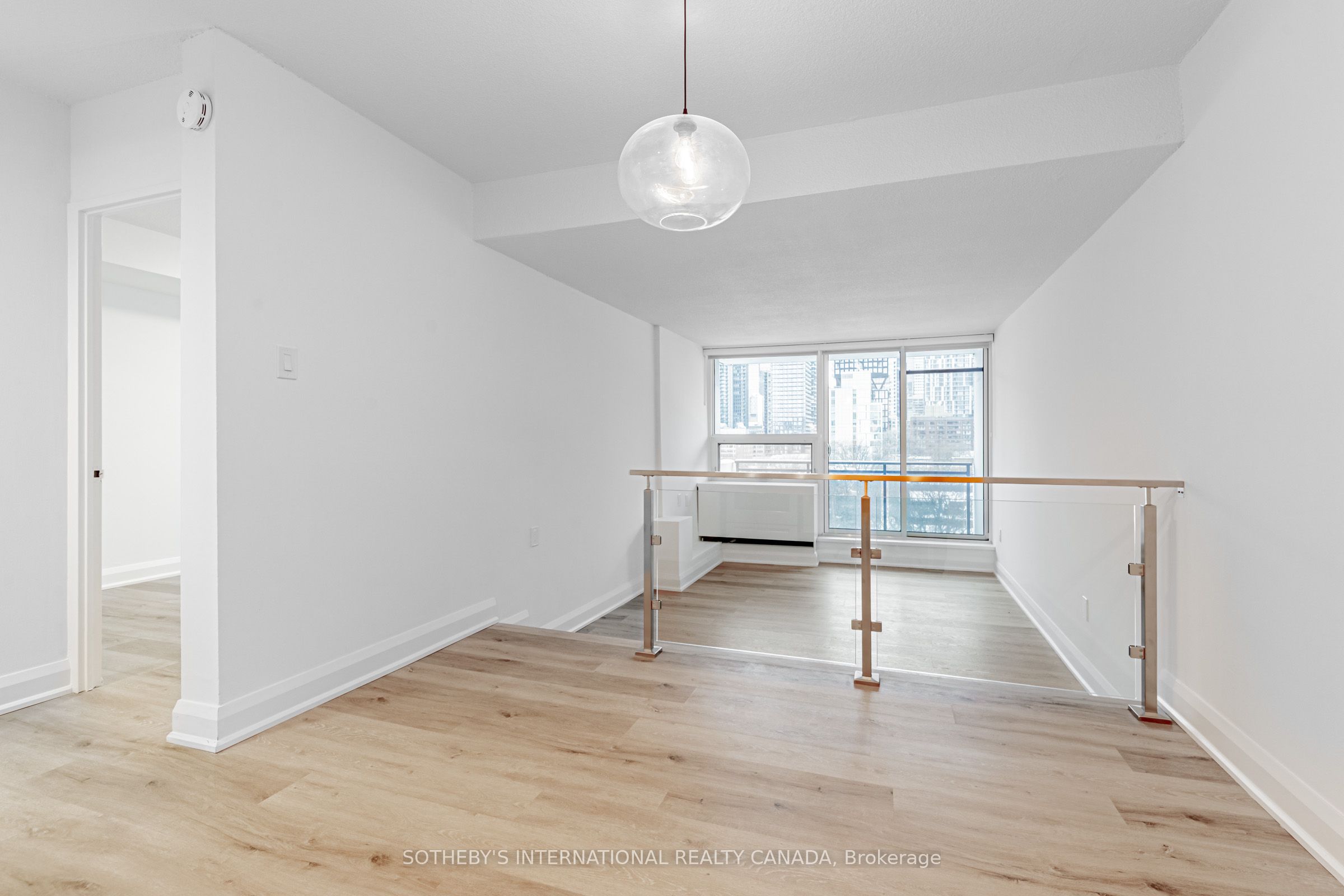191 Sherbourne Street 1415, Toronto, ON M5A 3X1 photo 5