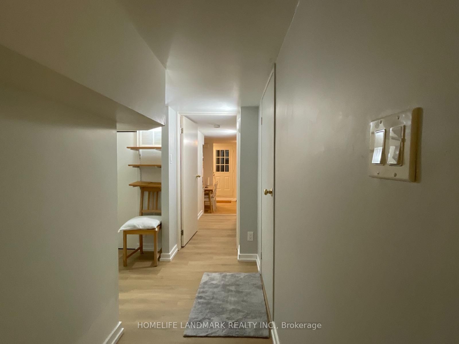 21 PALMERSTON Gardens Basement, Toronto, ON M6G 1V8 photo 4