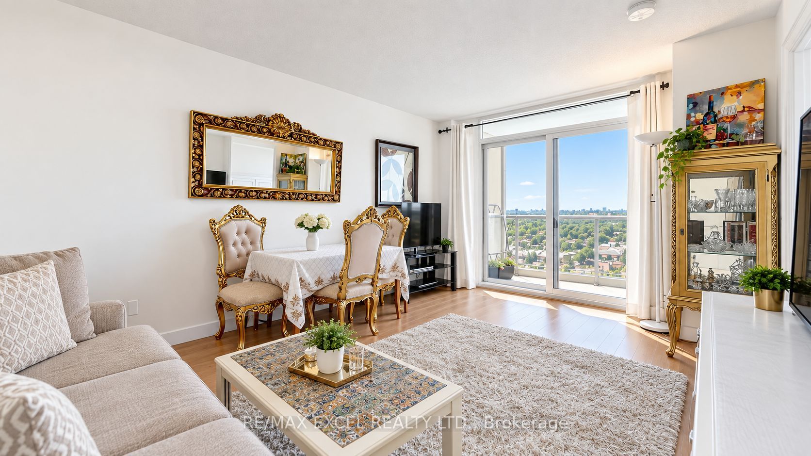 15 Greenview Avenue 2510, Toronto, ON M2M 4M7