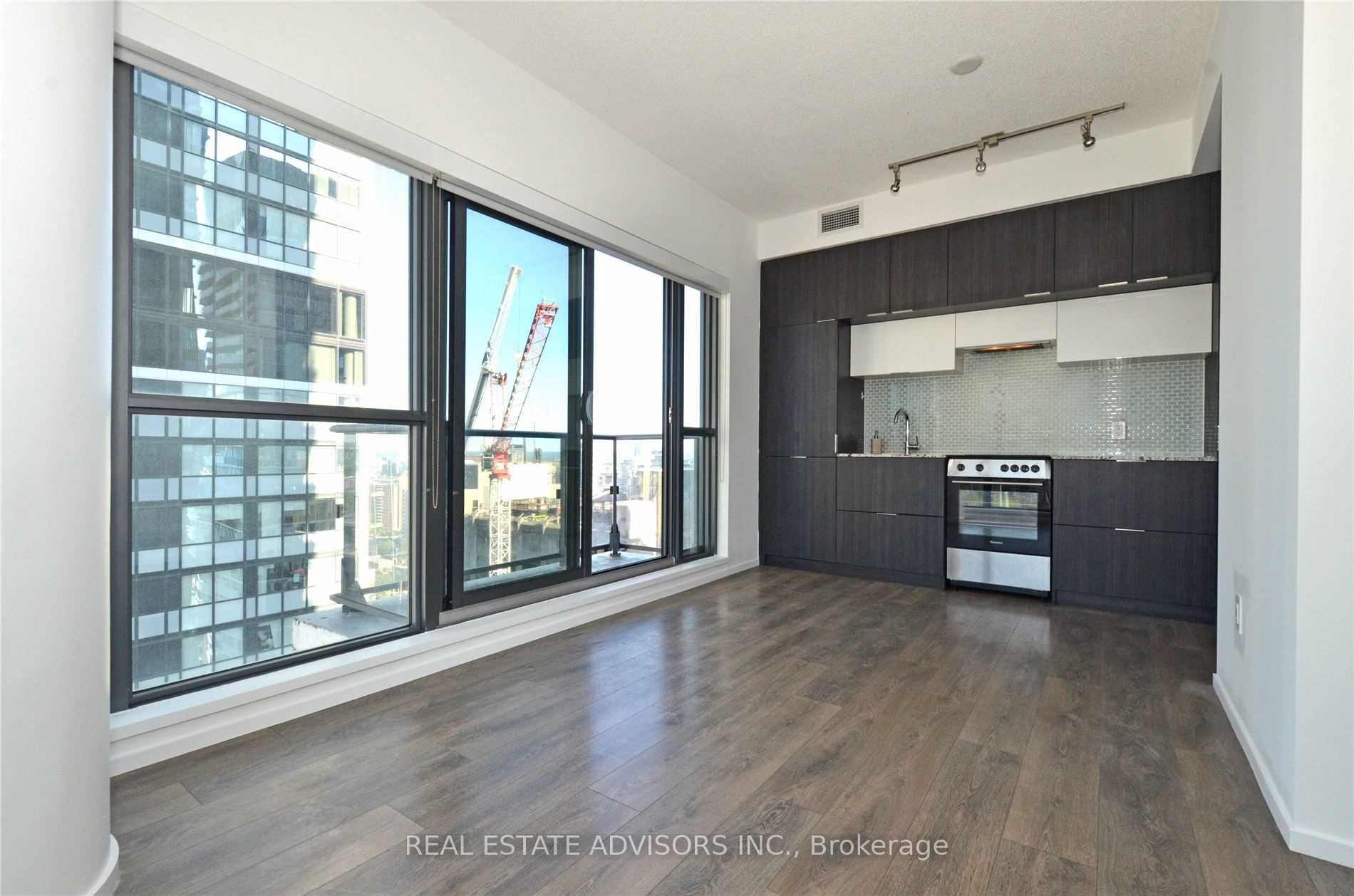 159 Dundas Street E 2306, Toronto, ON M5B 1E4 photo 3